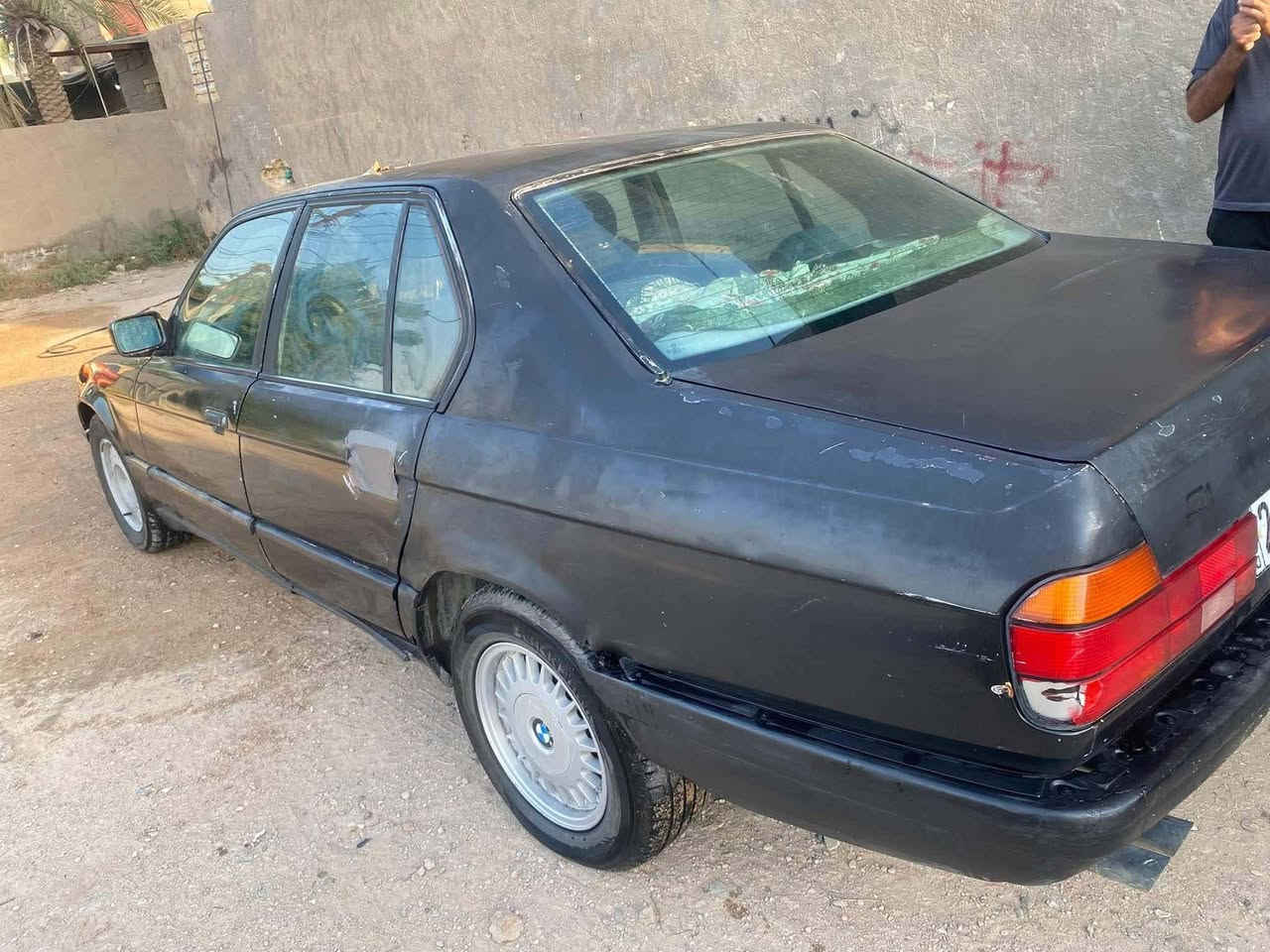 بلاش 735
30  ورقة مشروع وطني 
كلشي مابيها سيارة جاهزة من كلشي 
كربلاء ***********
1991 سنوية لل2028
مكلف عن النشر
