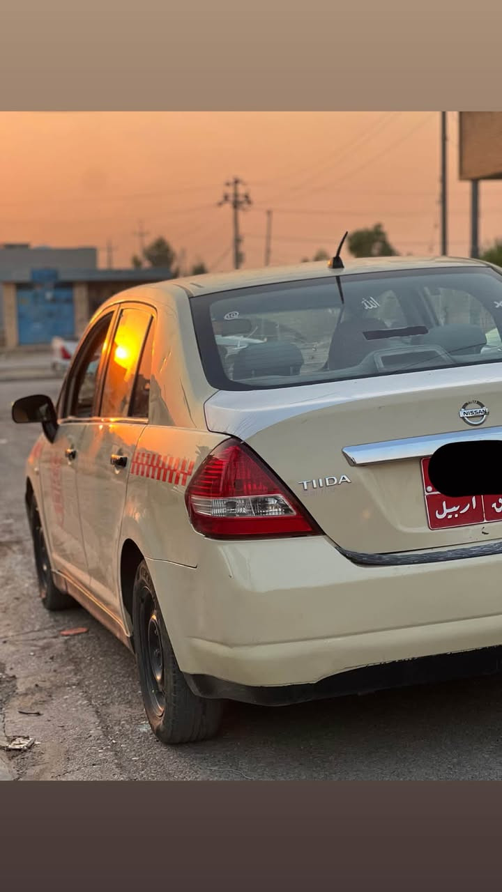 مۆدێل ٢٠١٢ سەنەوی بەسەر نەچووە ١ چاملغی پێشەوەی سبوغە بێ ناوگرتن لەگەل ٤ جێ تەحدیلی بچوک گێڕ تۆماتیک گێڕ ومەکینەشی بە شەرەت
سعری:١١٥ مەجال
ژمارەی مۆبایل:***********
