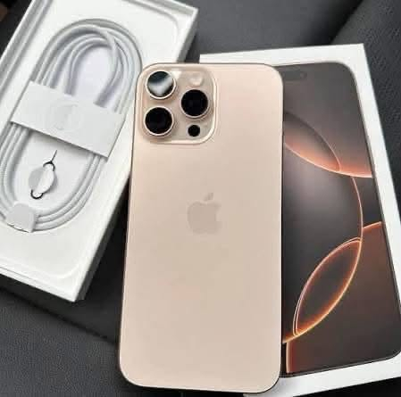 السلام عليكم ايفون 16 برو ماكس للبيع
ذاكره 256
بطاريه 100
مشحون 72
ماستر شرق أوسط..بعده بل ضمان 
نظافة الجهاز 100/100
اللون الذهبي المميز
مع كافة المحلقات كارتون وكيبل
السعر //مليون و500 رقم ***********

نص مكتوب في الصور:
- حالة البطارية
- عادية
- تعمل بطارية iPhone هذه على النحو المتوقع. حول البطارية والضمان...
- الحد الأقصى للقدرة
- ١٠٠٪
- هذا قياس لقدرة البطارية مقارنة بقدرتها عندما كانت جديدة. قد تتسبب القدرة المنخفضة بتقليل ساعات الاستخدام بين عملية الشحن والأخرى.
- عدد الدورات
- ٧٢
- هذا هو عدد مرات استهلاك iPhone لقدرة البطارية. معرفة المزيد...
- تاريخ التصنيع
- آذار ٢٠٢٥
- أول استخدام
- أيار ٢٠٢٦
- حول الاسم iPhone إصدار iOS 26.6.2 اسم الطراز iPhone 16 Pro Max رقم الطراز MYWJ3AH/A الرقم التسلسلي CTXMKTCXG1 الضمان المحدد تاريخ انتهاء الصلاحية ٢٠٢٧/٥/١٥ الأغاني الفيديوهات ٢٠٢ الصور ١,١٦١ التطبيقات ٣٢ السعة ٢٥٦ غ.ب. متوفرة ٢٠١,١٧ غ.ب. عنوان Wi-Fi F4:52:93:92:63:B9