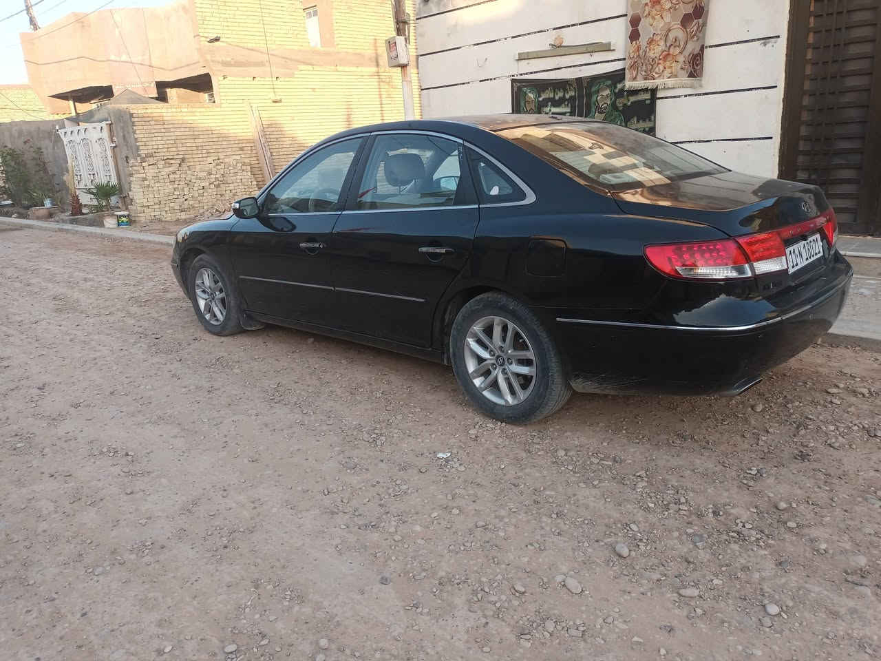 ازيره للبيع مديل ٨ خليجي فول محرك ٣٣٠٠ بيها صبغ حزام بدون دواخل تبريد منضومه جديده كير محرك كفاله بيه نقص بس درام شفتات تعبانه السعر ٧٨.  بغداد مدينة الصدر ***********
