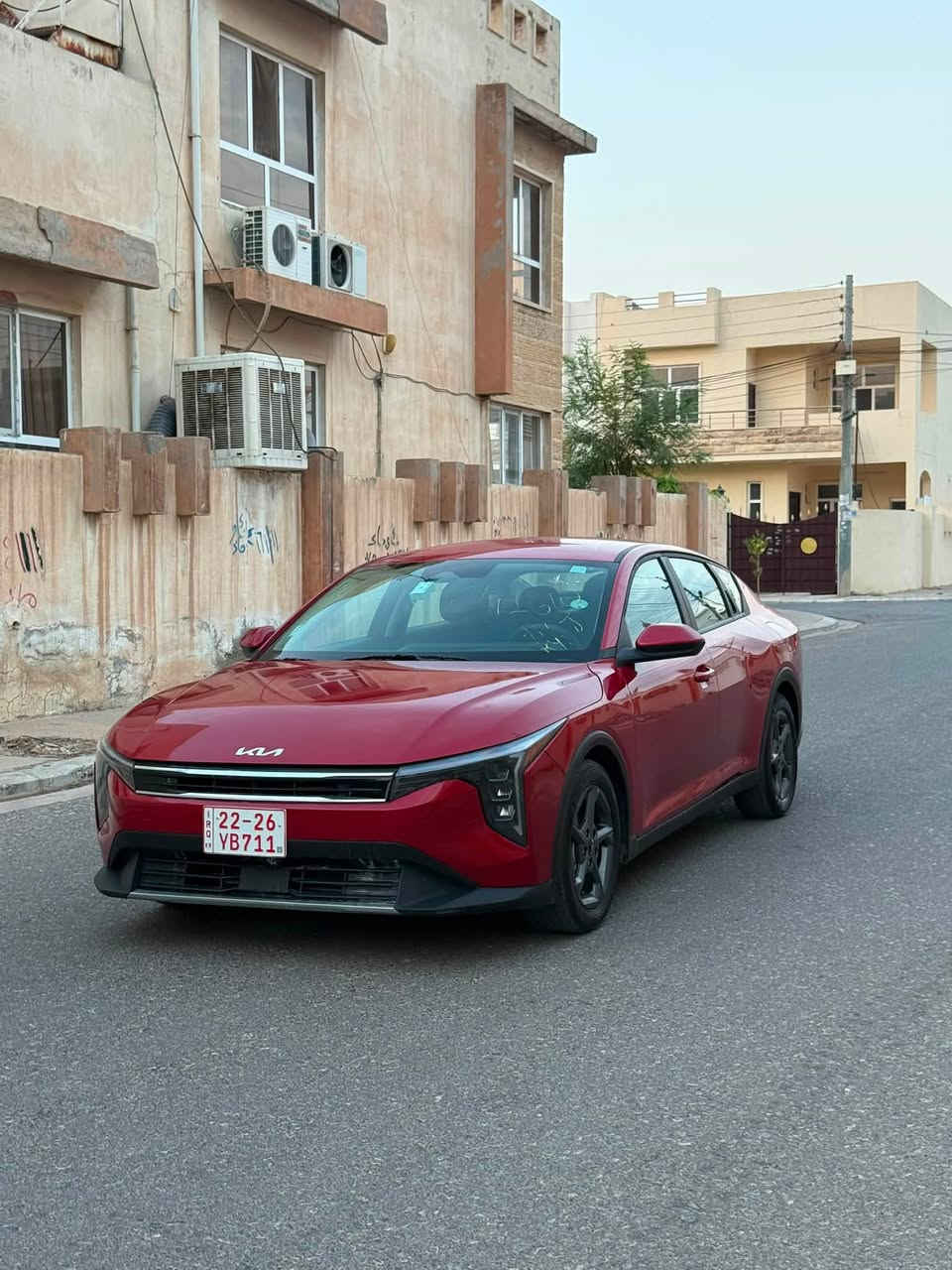 السلام عليكم      السعر147للبيع فقط بدون مراوس👉👍
لون احمر 
موديل 2025❤️
السعرب147
K4 أمريكي

ماشية18mi
حادث بنيد جاملوغ 
بدون دواخل
ايرباك استيرن فقط 
مازده 
بك لايت لد
بصمة تشغيل عن بعد
رادار كل الجهات 
توقف ذاتي 
توقف خلفي
شاشة متصل🖥️
ثلاث وضعيات للكاميرا 
مكان سيارة اربيل 🚗
الشراي يتصل ***********📞

***********📞

