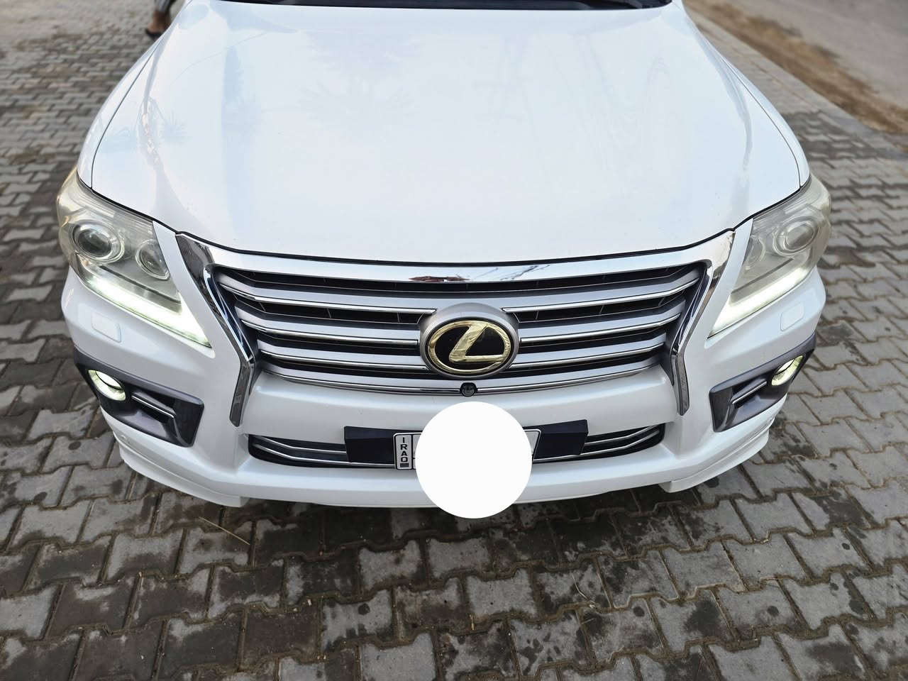 السلام عليكم للبيع لكزس LX5700 خليجي موديل 2011 شكل 2015 رقم بغداد تحويل مباشر السيارة كفالة عامة فقط شبر صبغ في باب الصدر السيارة فول مواصفات معروفة مواصفات لكزس تبريد  ثلج حدادية تخم تاير كلة كفالة وجديد السيارة فول مواصفات جكات تصعد تنزل
كشنات تبريد وتدفئة 
جميع الكشنات كهرباء 
كشنات خزن
زراك لايت 
جنطة كهرباء 
جنطة شفط 
فتحة
شاشة خلفية
ستيرن كهرباء 
باقي المواصفات معروفة السيارة رقمها مميز 4 أرقام السعر خاص  
للاستفسار الاتصال على الرقم 
***********
السلام عليكم للبيع لكزس LX5700 خليجي موديل 2011 شكل 2015 رقم بغداد تحويل مباشر السيارة كفالة عامة فقط شبر صبغ في باب الصدر السيارة فول مواصفات معروفة مواصفات لكزس تبريد  ثلج حدادية تخم تاير كلة كفالة وجديد السيارة فول مواصفات جكات تصعد تنزل
