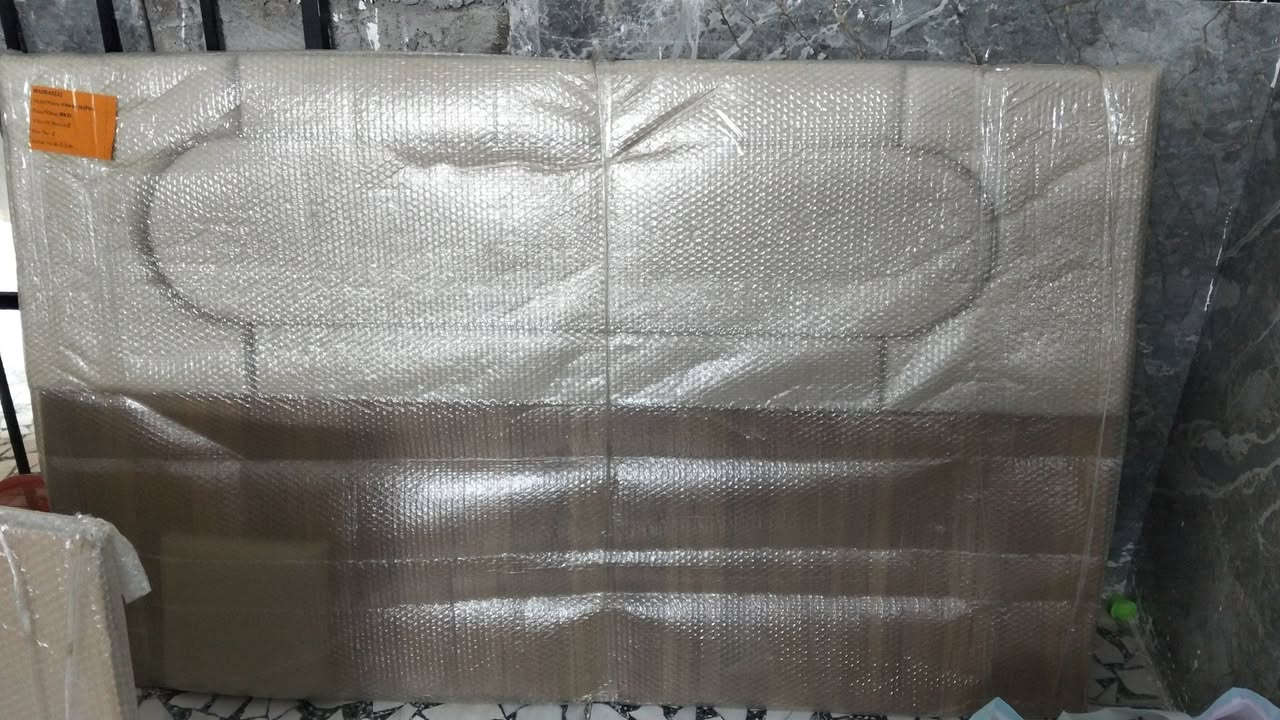 سلام عليكم غرفه نوم جديده بعدها ما مفتوحه من الكارتون 6 قطع الون جوزي صاج تركي العنوان بغداد مدينه الصدر 
السعر 750
رقم الهاتف ***********
