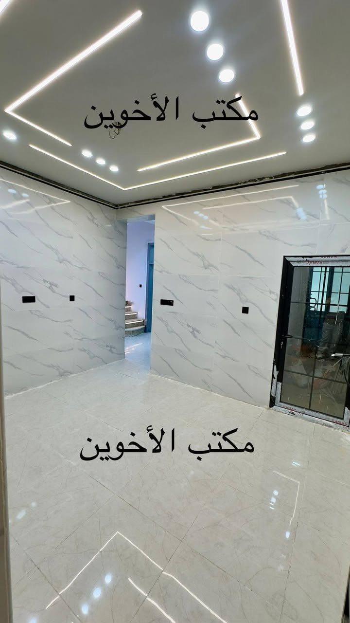 بيــت زراعـــي قـــرار 25 مساحـــة 155 متـر 
مقابيل قريــة الغدير قرب بانزين خانـة سما الغدير قرب شارع المطحنـة ..
بيت مامــسكون ابــد .. 
البيت جاهز من كل الامــور 
بيــت جناي شغل جناي .. درجــة اولى مواصفات شغــل كله فول
بــناء طابوق .. صــب كونكريت شغل درجة اولى
ابواب و شبابيك اللمنيــوم اصلي ...
صبغ جــوتن الاصــلي قابل للغسل
السقف جبس بورك ركم .. انارة بوفايل اصلي .. مع الضمان
المطبخ والــصحيات الــواح شغل درجـة اولى 
منطقــة سكــنية .. عرض الشارع 13 متــر تبليط 
انارة ــ خدمات كاملــة .. 
للاتصال ***********
***********
مراســلة الــصفــحة ...
