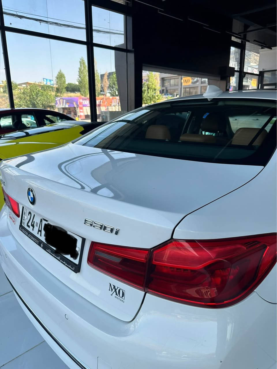 bmw 530i 2018 al-uroush
فول مواصفات بي دعم و صبغ شركة العروش سياره باقژه بي مشكيله يه ٥٤ هزار مايلا ريفه جوي سياره كامل شرت گير مكينه تحويل هه مي شه رتن 
سعر : 265 ورقة و مجال
رقم :*********** دهوك, العراق
