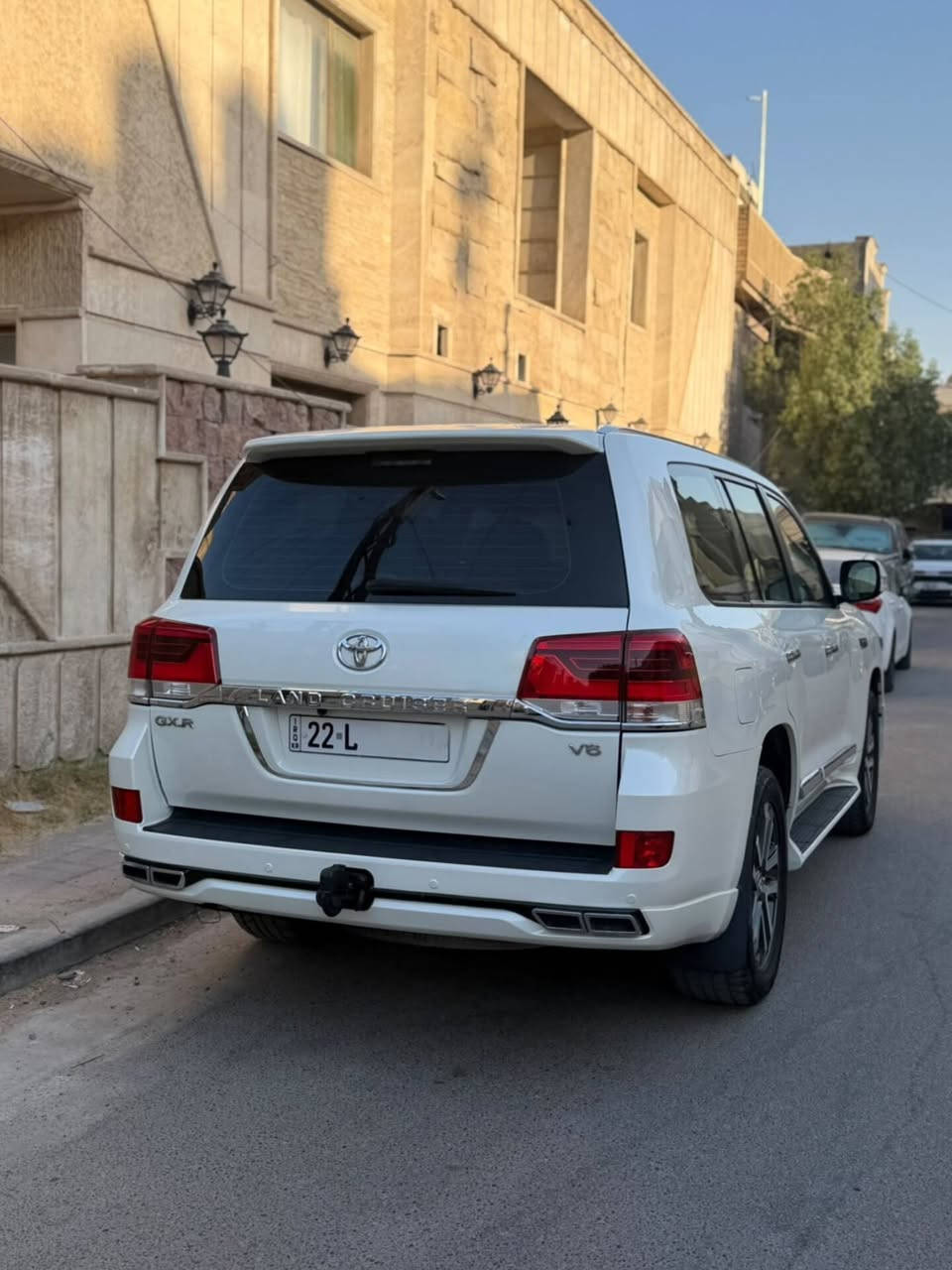 تويوتا لاندكروز 2019 رقم اربيل باسمي فول مواصفات كفاله عامه ماشيه 85 فتحة سقف بصمه دبل ماوس ثلاجه حساسات امامي وخلفي كشنات جلد وكهرباء اشارة تتابعيه السعر 450 وبيه مجال مكاني بغداد السيديه للاستفسار ***********
