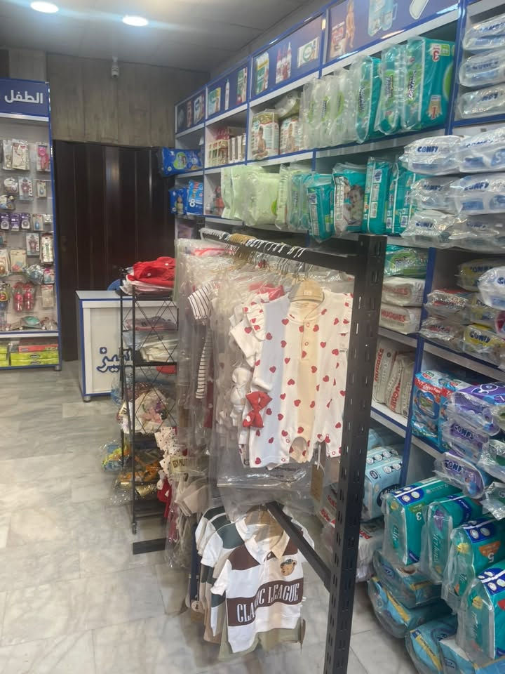 محل للبيع لعدم التفرغ موقع حي الجامعه قرب جامع نجمه  للاستفسار واتساب ‭***********‬
