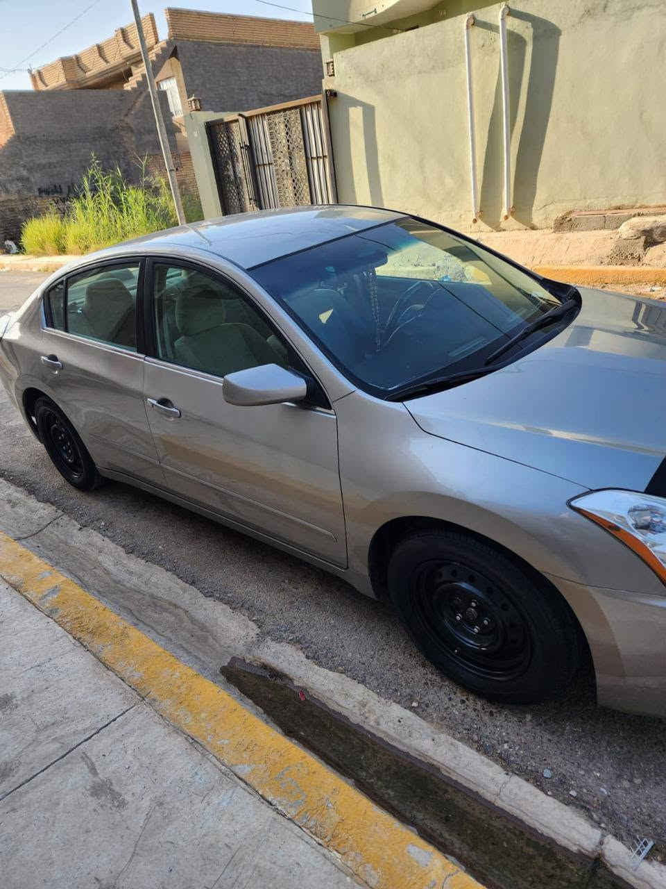 التيما 2012 رقم بغداد وارد امريكي حادثها جنطه فقط المكان ديالى المقدادية السعر 90$ وبيها مجال بسيط للاستفسار  الاتصال على الرقم *********** واتساب او اتصال
