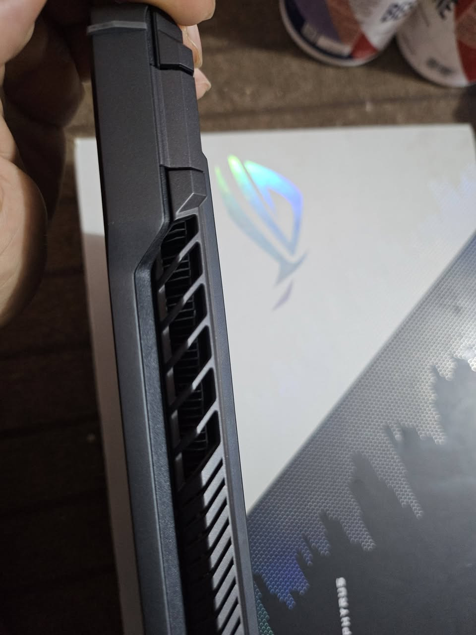 asus zephyrus G16 • RTX 4060 • ٣٢ جيجا رام