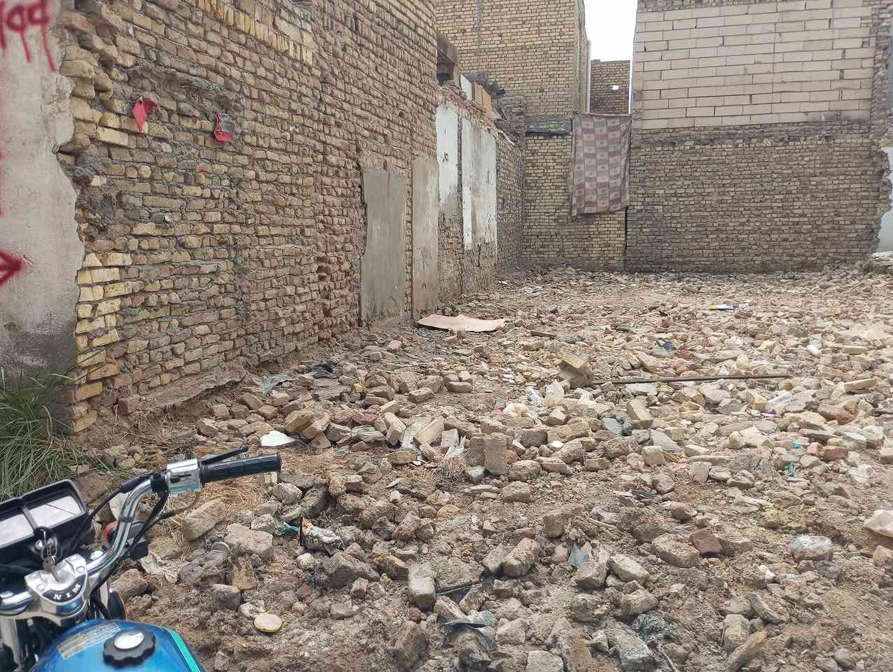 قطعه للبيع طابو  مساحته 160 الوجه 10 ثالث فرع عن السوك المسكوف الستفسار ***********
