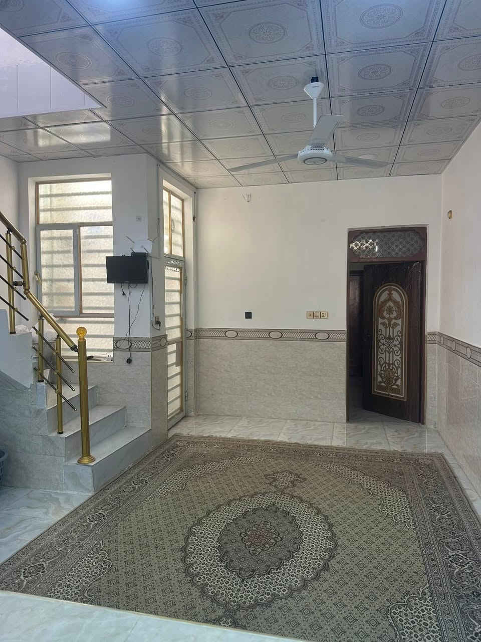 🏡 دار للبيع – طابو صرف – النجف / حي ميسان
📍 قطاع 23 – شارع 12م – قرب شارع الكات
📐 المساحة: 100م²
✅ غرفة – صالة – استقبال – مطبخ – صحيات
✅ داخلية وخارجية – صب كونكريت
💰 السعر: 110 مليون دينار (قابل للتفاوض)
📌 ملاحظة مهمة:
الدار مطلوب عليها لمصرف الرافدين مبلغ (48.5) مليون دينار، ويتم تسديده مباشرة إلى المصرف عند إتمام البيع، ويُسلَّم المبلغ المتبقي إلى البائع.
📞 للاستفسار: ***********
