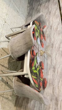 مرحبا شباب ميز طعام لبيع 125بي مجال مكاني بغداد حي وار 07700787285