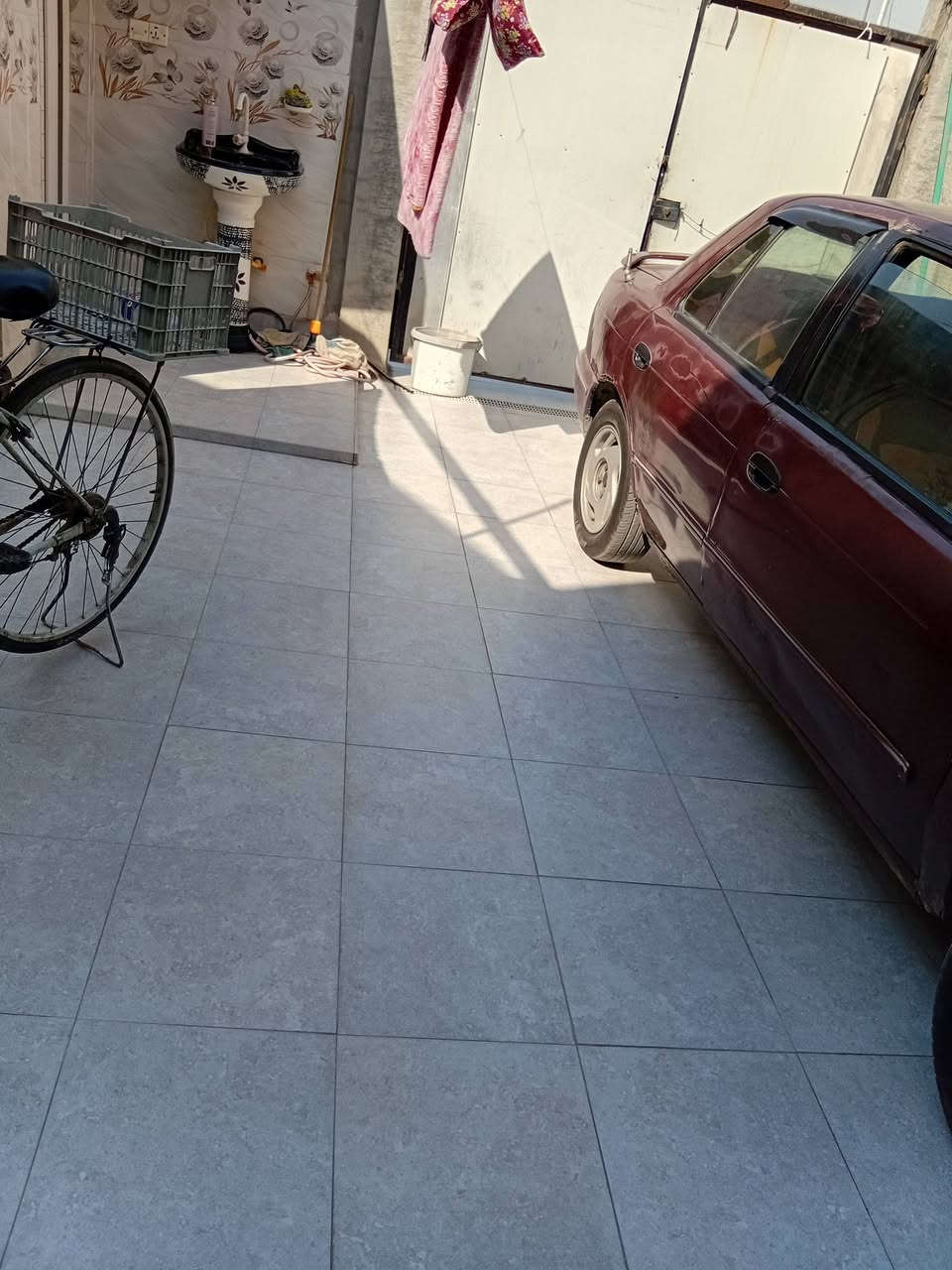 السلام عليكم للبيع كيا سيفيا موديل 93 المكان قضاء الصويرة طريق المطار السعر 26 وبيه مجال غير متواجد على الفيس 
الأتصال على الرقم ***********
