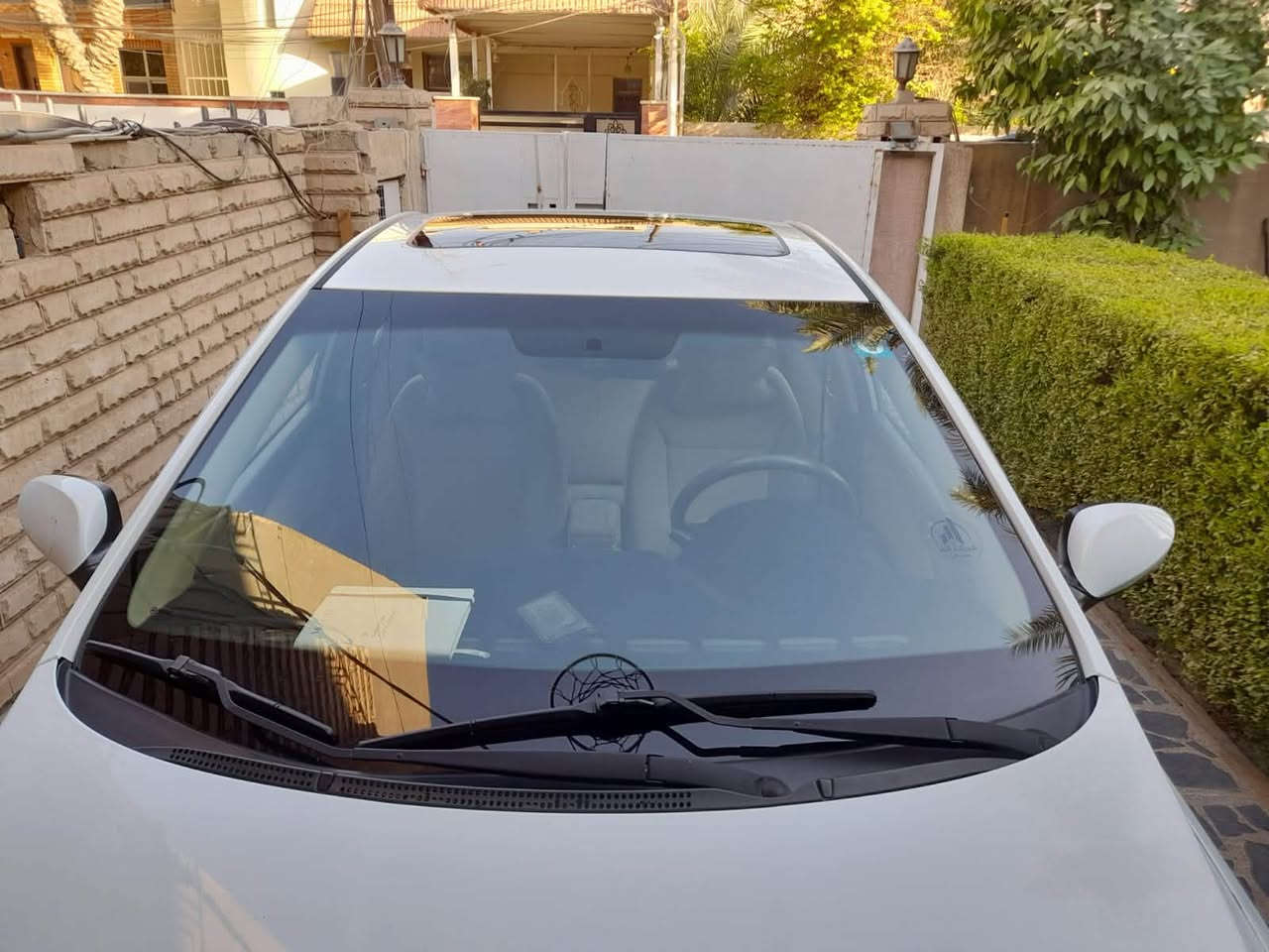 � للبيع هيونداي أكسنت خليجي 2015 🚘
سيارة أكسنت خليجي موديل 2015، بحالة ممتازة وجاهزة للاستخدام، ومواصفاتها كاملة ومميزة 👌

🔹 المحرك: 1600 CC

🔹 العداد: 102,000 كم فقط

🔹 المواصفات: فول أوبشن

🔹 فتحة سقف 🌤️

🔹 5 ويل كب

🔹 إشارات بالمرايات

🔹 خليجي

🔹 سيارة عملية واقتصادية ومناسبة للاستخدام اليومي وجاهزة للسفر

السيارة نظيفة ومحافظة عليها وجميع الكهرباييات والتبريد شغالة ، والعداد قليل بالنسبة للموديل، ومواصفاتها حلوة ومتكاملة.

📞 للمهتمين والاستفسار: التواصل مع السيد معتصم ابو وضاح  ‭***********‬

💰 السعر: 16 مليون دينار
