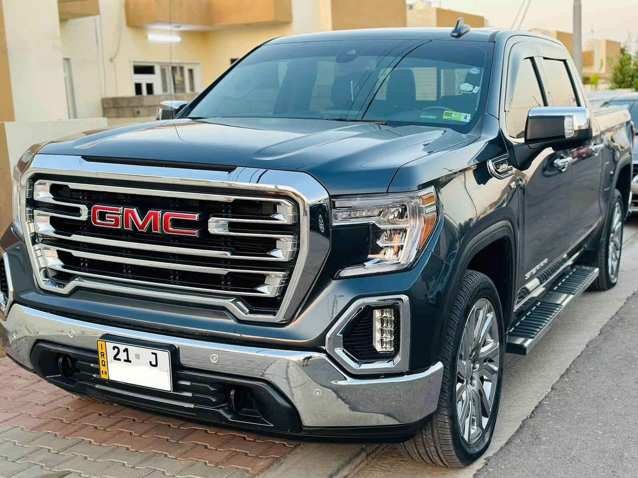 سلام عليكم
GMC سيرا

موديل2022

 فول السيارة مكينة 5300 حادثها فقط سرقة جاملغ رقم سليمانية  سيارة ماشية85  جديدة مكان بغداد السعر 318

***********
