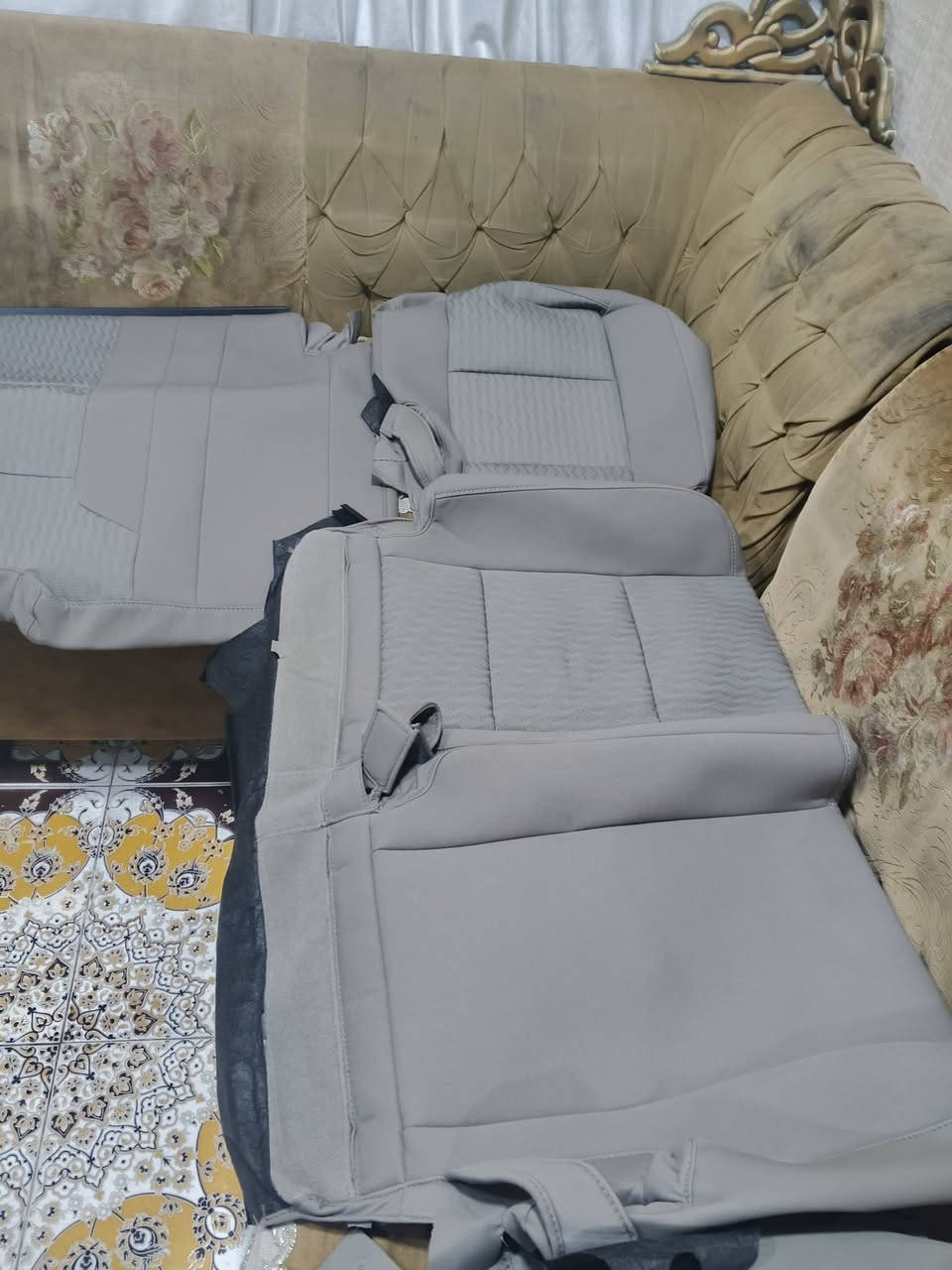تلبيسه مال  يوكن 2015الحد2020 عسلي خليجي سعر 150وبيها مجال  تلبيسه بلاديه مال شركه الرقم ***********
