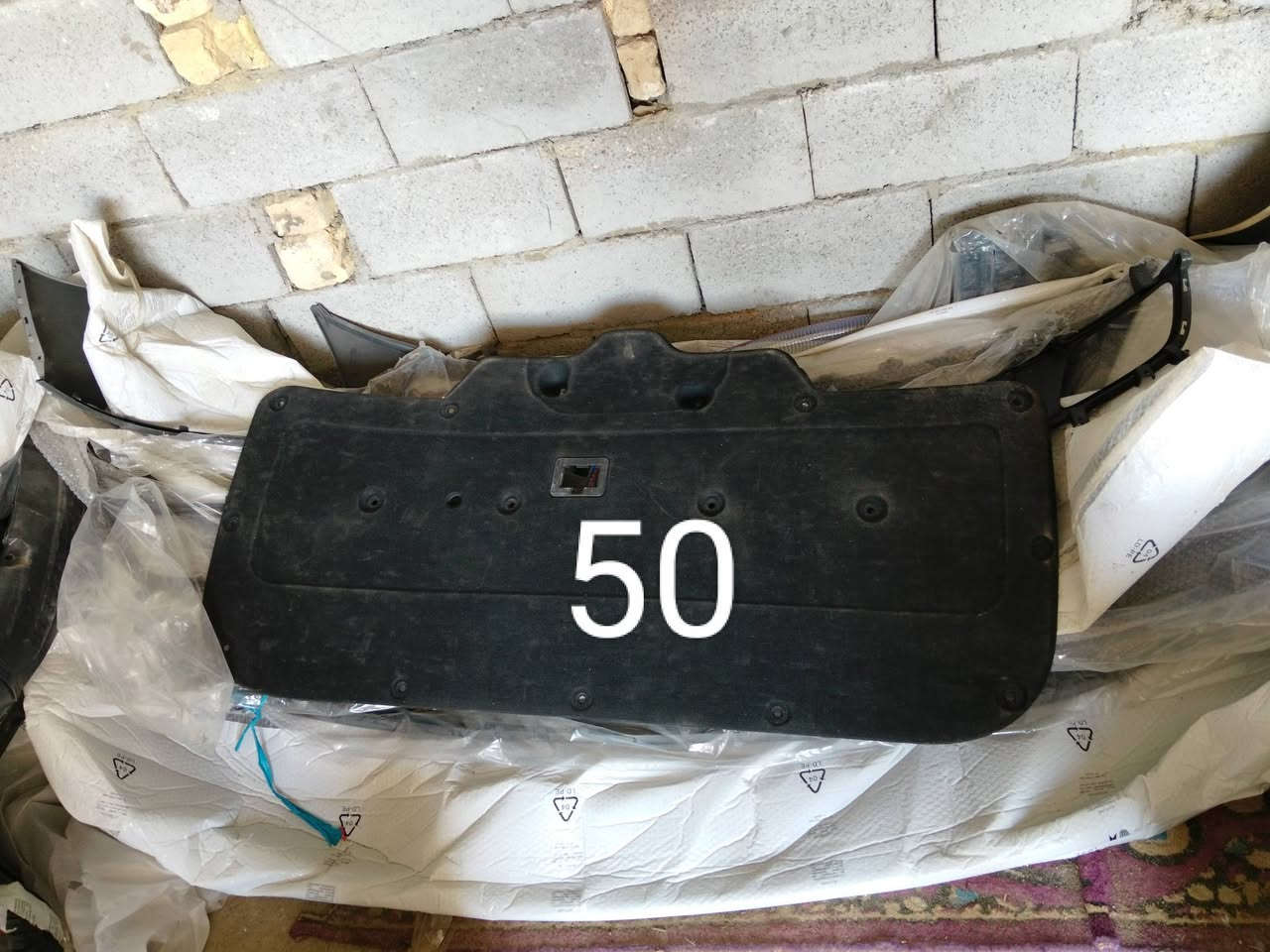 سلام عليكم من رخصت مدير الكروب محل  الاصلي لبيع قطع غيار استاركس بانسب الاسعار  المكان ذي قار قضاء الرفاعي 
***********；+واتساب ***********

