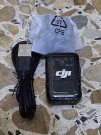 ماي من شركه Dji مستخدم مره او مرتين يرهم على المبايل بالاضافه الى البو...