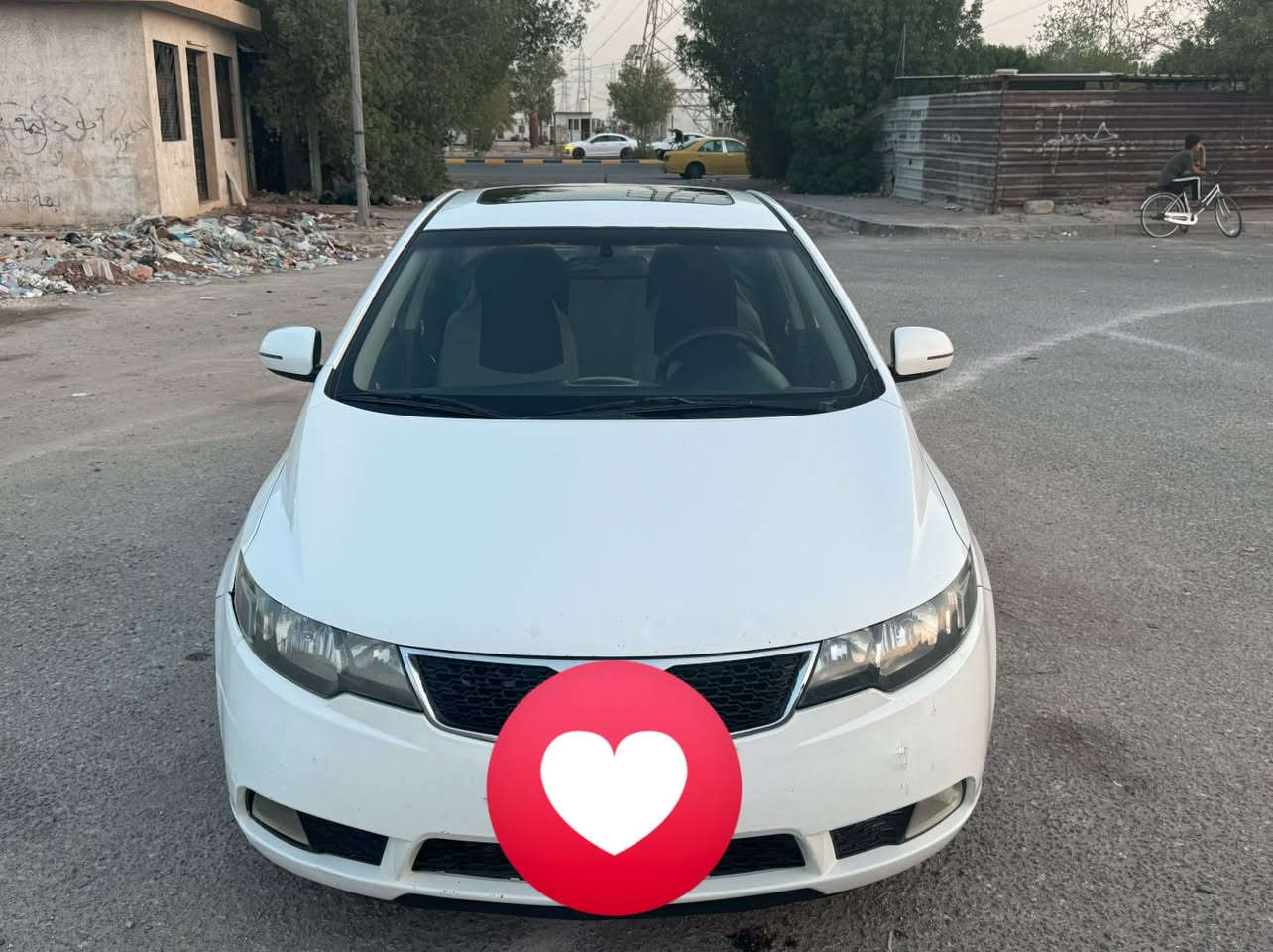 سلام عليكم البيع مديل ١١ سيار فتحه مكفول بس قبق الجنطه السعر ٥٥بيه عيب باقي التفاصيل تصل ***********
