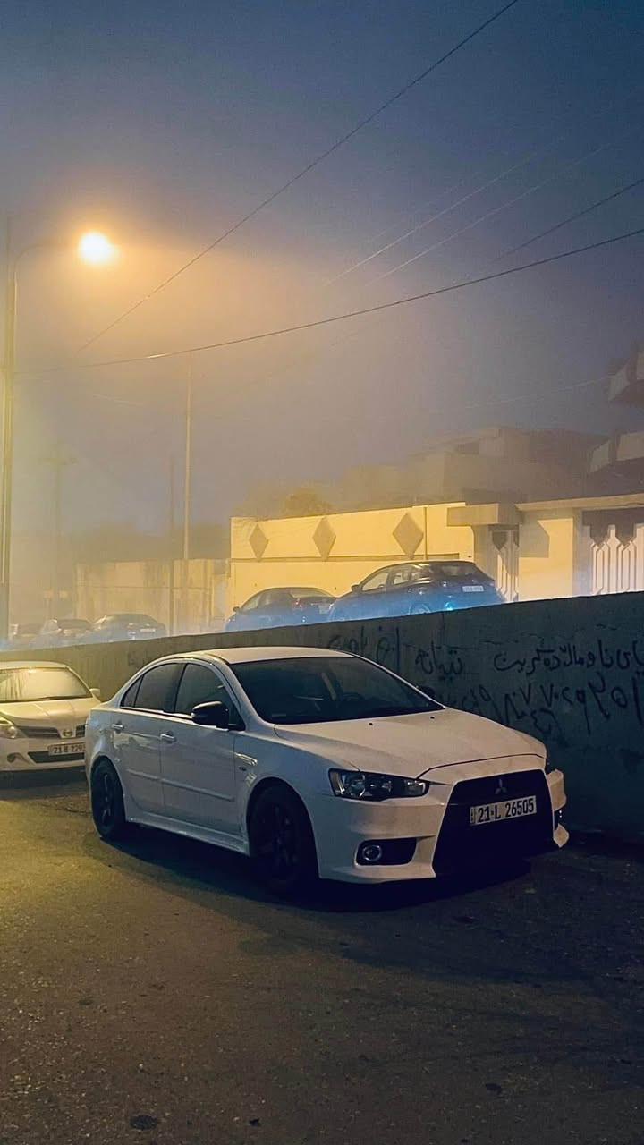 بسم الله🤍
لانسەری قرش ٢٠١٧ خەلیجی بۆ فرۆشتن 

سەیارەکە هی ماڵە  و هی  مەعرەز نیە مالی دۆستە
 
مەکینە ٢٠ ە سەیارەکە 
ناوزەردە +ئاوینە ئیشارەتە

سەیارەکە کامل سپۆرتە
دۆسەی بۆ دانراوە 
دەعامی پیشەوەی کراوە بە دەعامی ئیفۆ
بالی دواوەی کراوە بە بالی ئیفۆی بچوک 
ویلەکانی کراوە بە ویلی بلاک ئیدیشن رەش+ قاعیدەی بانسی بریمبۆ 
سەیارەکە یەک دینار مەسروفی نیە 
سەنەوی تا ٢٠٢٩ تازەیە
١٦٩ هەزار رۆشتوە گیر مەکینە بوخار تەقەو رەقە تەبرید غەرامە تەحویل هەمووی بەشەرت
پیشی تازە داگیراوە ٢ دەبلی کاملی بۆ گۆراوە
٢ دەبڵی دواوەشی بۆ گۆراوە بەدوای مەسروف مەگەری
سۆنەرەکەیشم داناوە سەیارەکە بی بۆیاخە 

نرخی ١١٩ گەلاو مەجالی زۆر کەم لە سلیمانیە سەیارەکە 

***********

لانسر قرش للبیع
مودیل ٢٠١٧ ە خلیجی 
محرک ٢٠  
کفالە عامە 
سیارە کامل سبورت
دعامی امای ئیفو ویل بلاک ئیدشن جناح ئیفو 
١١٩ بیها مجال قلیل السليمانية, العراق

