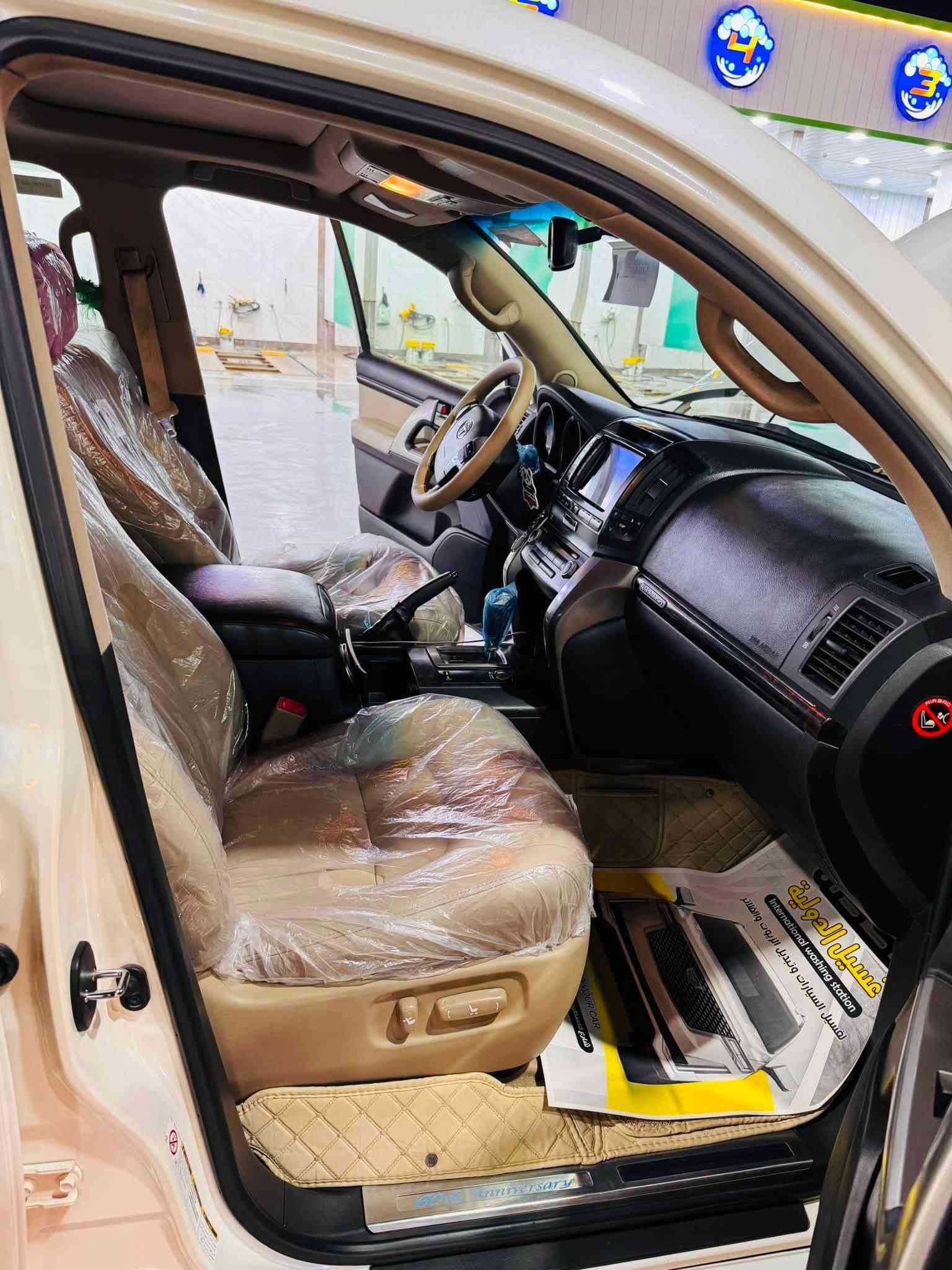 لاندكروز VXR • ٢٠١١ • رقم بغداد