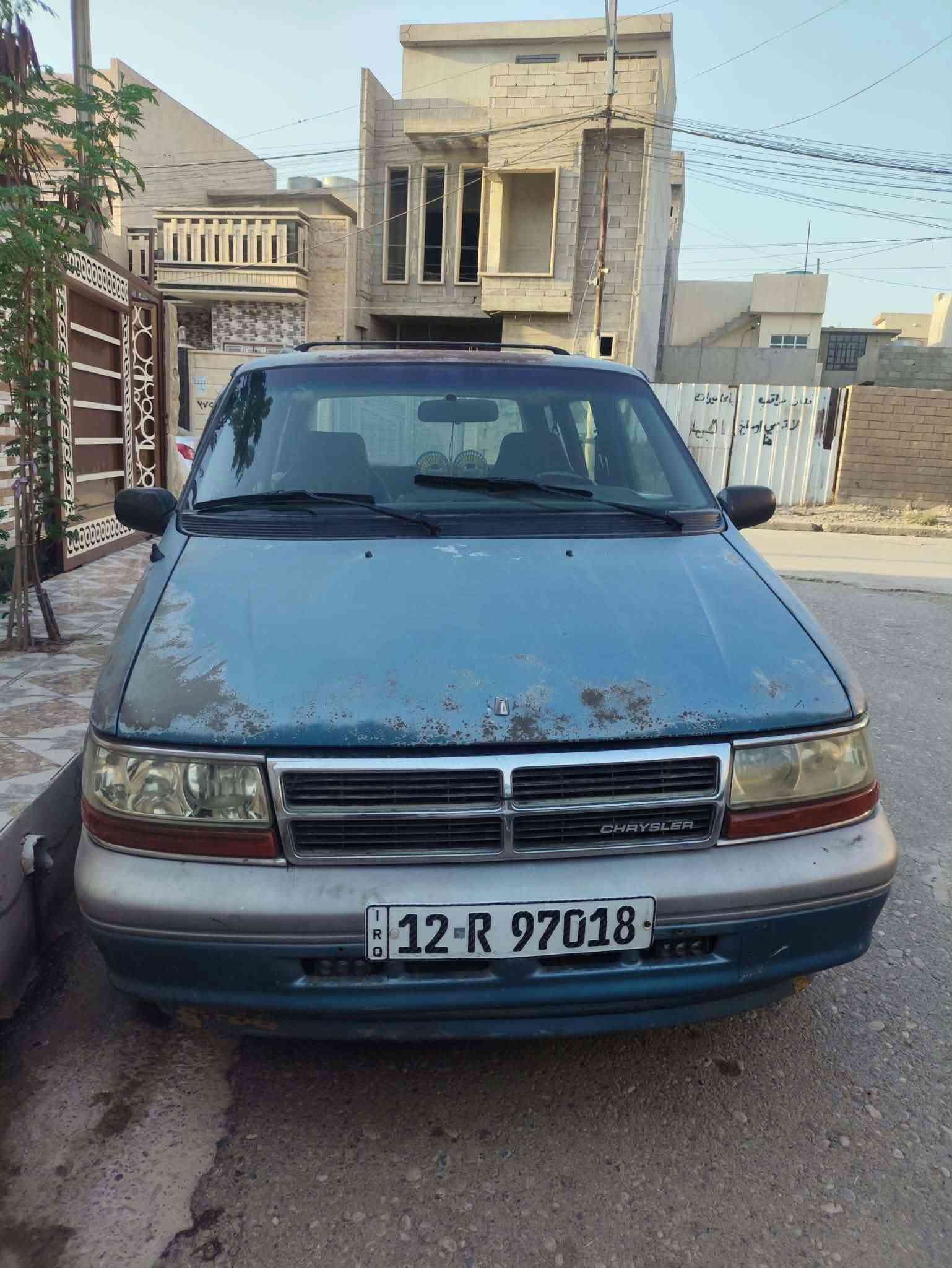 دوج ٣٣٠٠ • موديل ١٩٩٤ • غاز كامل