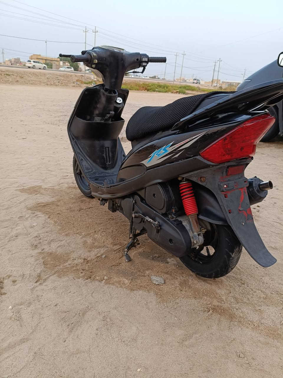 ماكس عدلة • سلف • عوز سكنات