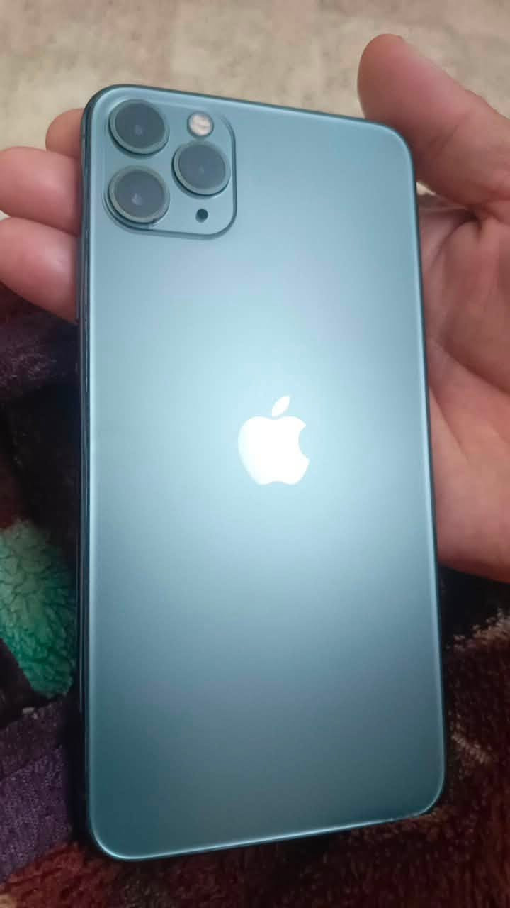 ‏iPhone 11 Pro Max الذاكرة 256 الشاشة مبدلة نوعية جيدة سعر الجهاز 300 مكاني بغداد الدورة 60 رقم الهاتف ***********￼

