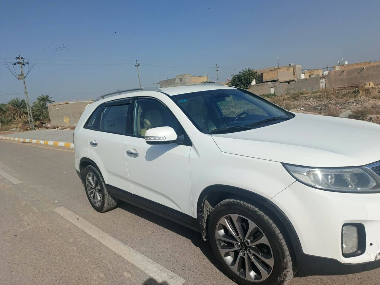 السلام عليكم سورنتو خليجي ١٥ بسمي سنويه جديده رقم بغداد فول عده البنوراما ساره داخله هزه جديده يعني ما بيها أي نقص فقط باب السايق مبدل بدون أضرار داخليه امراوس بسبورتج ١١ ١٢ أو غير سياره حسب القناعه محتاج فرق للاستفسار اتصل /***********
