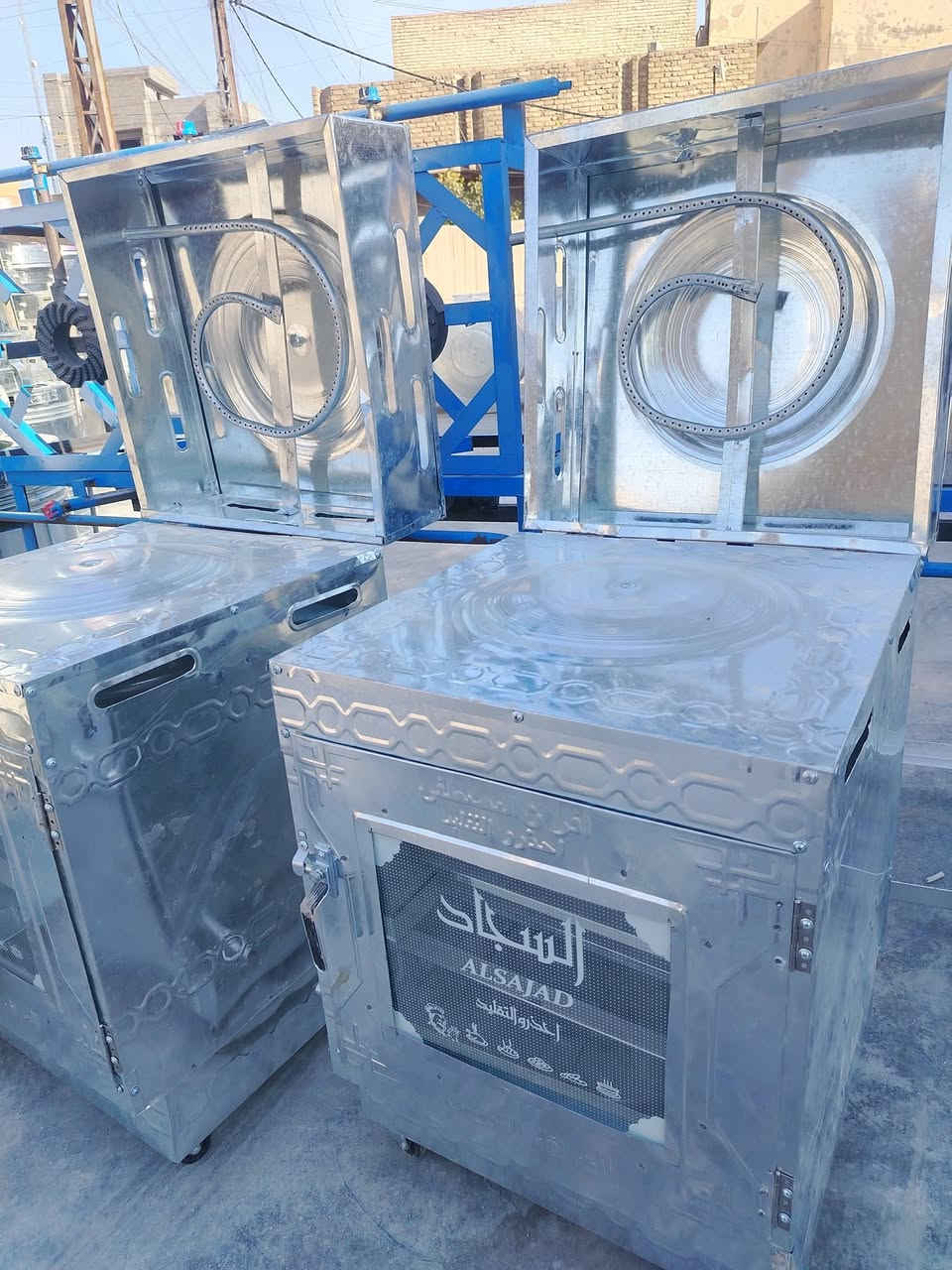 سلام عليكم يتوفر لدينا جميع انواع التنانير الغازيه والكهربائيه والافران وطباخات بكافه الاحجام وبأسعار جدا مناسبه جمله ومفرد للاستفسار مراسله الصفحه او الاتصال على الرقم ***********
