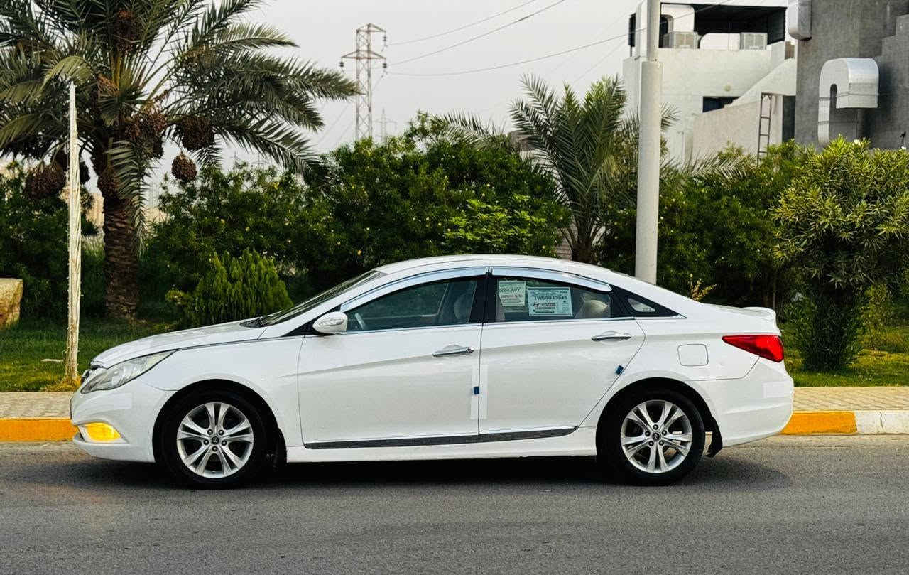 سلام عليكم للبيع…اعتذر عن الاقساط
سوناتا 2010خليجي ابيض ثلجي 
سعر مناسب 98$مجال بسيط 
رقم سليمانيه دولي سنويه 2030
شرط الغرامات والتحويل
⛓️‍💥محرك 4/سلندر دوش شرط لاتبخير ولاتنقيص 
⛓️‍💥كير اتوماتيك بدون اي عيب مال بيت"
تدفئة /تبريد/كهربائيات/صدر/تايرات/كلها مكفوله 
⚒️سياره استخدام شخصي جديده برغي ما ناقصها 
⚒️سيارة بيها نص الباب والهلال وكرت سونار مرفق بدون اي حادث شرط بجم كبس Ⓜ️
السعر 98$💸
تايرات 4️⃣ جديدة 🆕 
صدر امامي خلفي كلا جديد 🆕 
مكان السيارة صلاح الدين تكريت الديوم
رجاءً ما أقفل سعر بالتلفون تعال وتدلل 
للاستفسار 
***********

