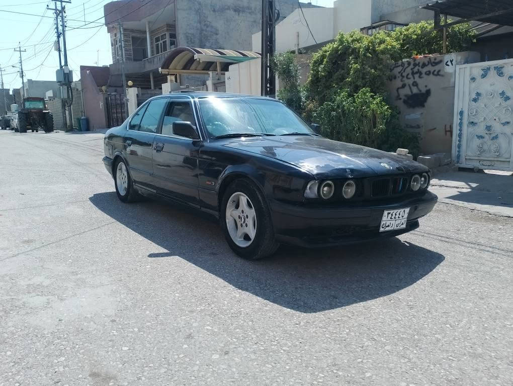 BMW 520i
MODEL 1991
GERعادی
ڕەقەم دهۆک ئەوەلیاتەواتەبەناوناکرێ
چاملغی لای سایەق لێدانی هەیە4تایە پاتری نوێیە2جام سلاید کارەبای ناوفۆڕمیکا
مەکینە520i یابانیەڕەشی قەترانەسعر24کەمەک مجالی هەیەشوێن هەولێربەحرکە
ژ.م..***********
W  M  V لەسەرە
بەس فرۆشتنە أربيل, العراق
