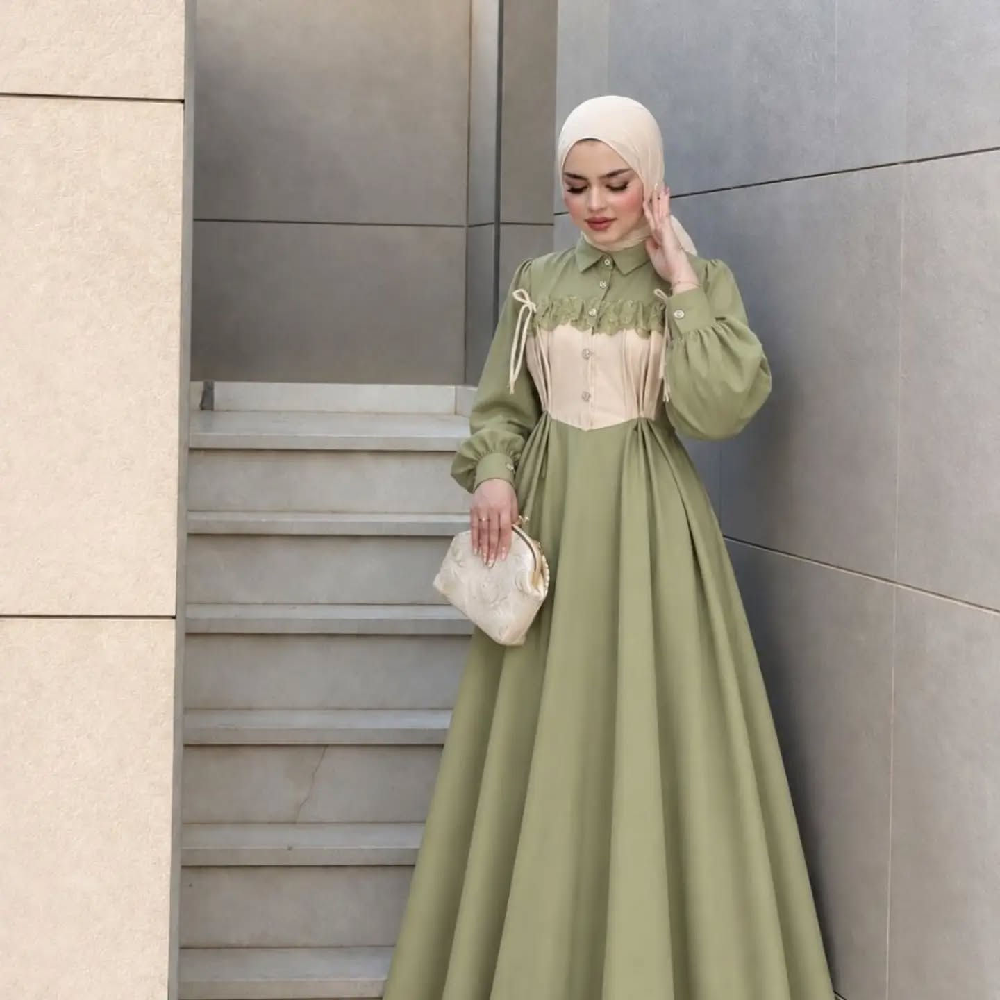 طول كامل • ليكرا • مقاسات ٣٨-٤٨