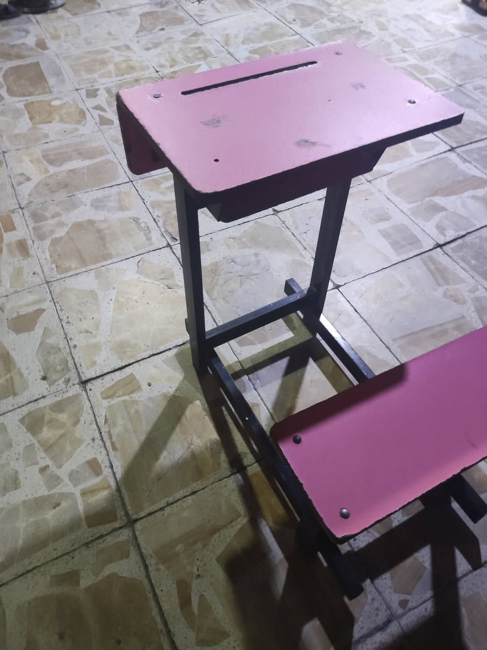 بغداد • مقعد أطفال • مقعد واحد