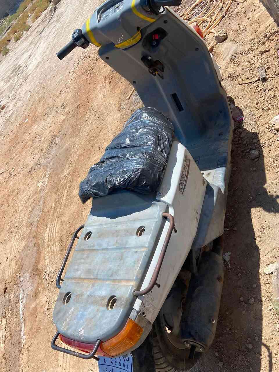 السلام عليكم دراجه بيكم ٦٠ للبيع نضيف محرك نضيف من اول هندر بيهه نواقص بسيطة السعر ٢٢٥ وبيهه مجال مكانهه ديالى بعقوبه ***********
