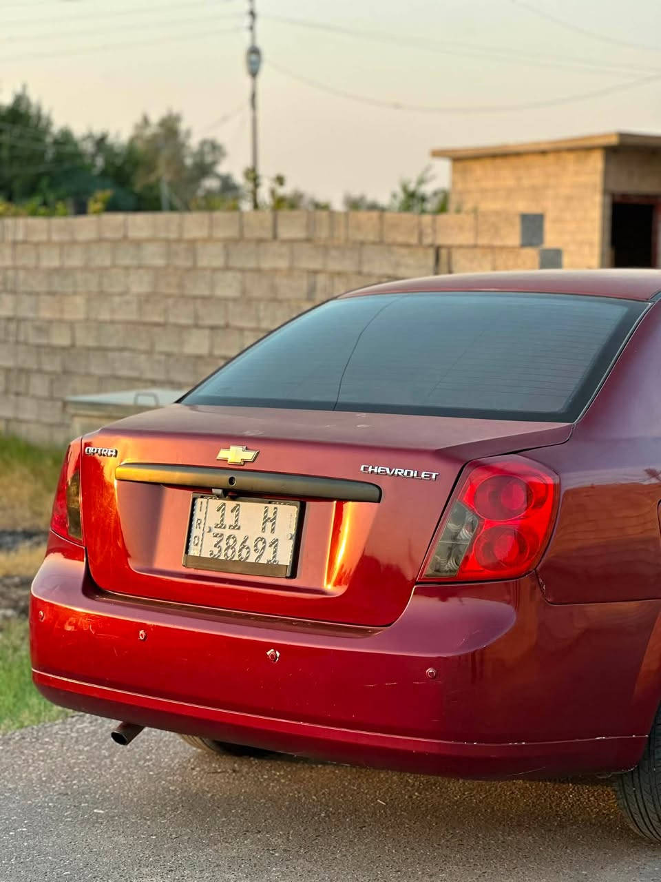 السلام عليكم 
للبيع اوبترا 2004 رقم بغداد الدولي 
كير ومحرك شرط تخم تايرات جديد 
 صدر حيل زين تبريد شغال كهربائيات شغاله كلها 
السياره مصبوغه عام للجماليه بدون ضربه ولا معجون
السياره كامله من كل النواحي ما ناقصها شي 
#السعر 53 وبيها مجال 
المكان تكريت #للاتصال ***********
