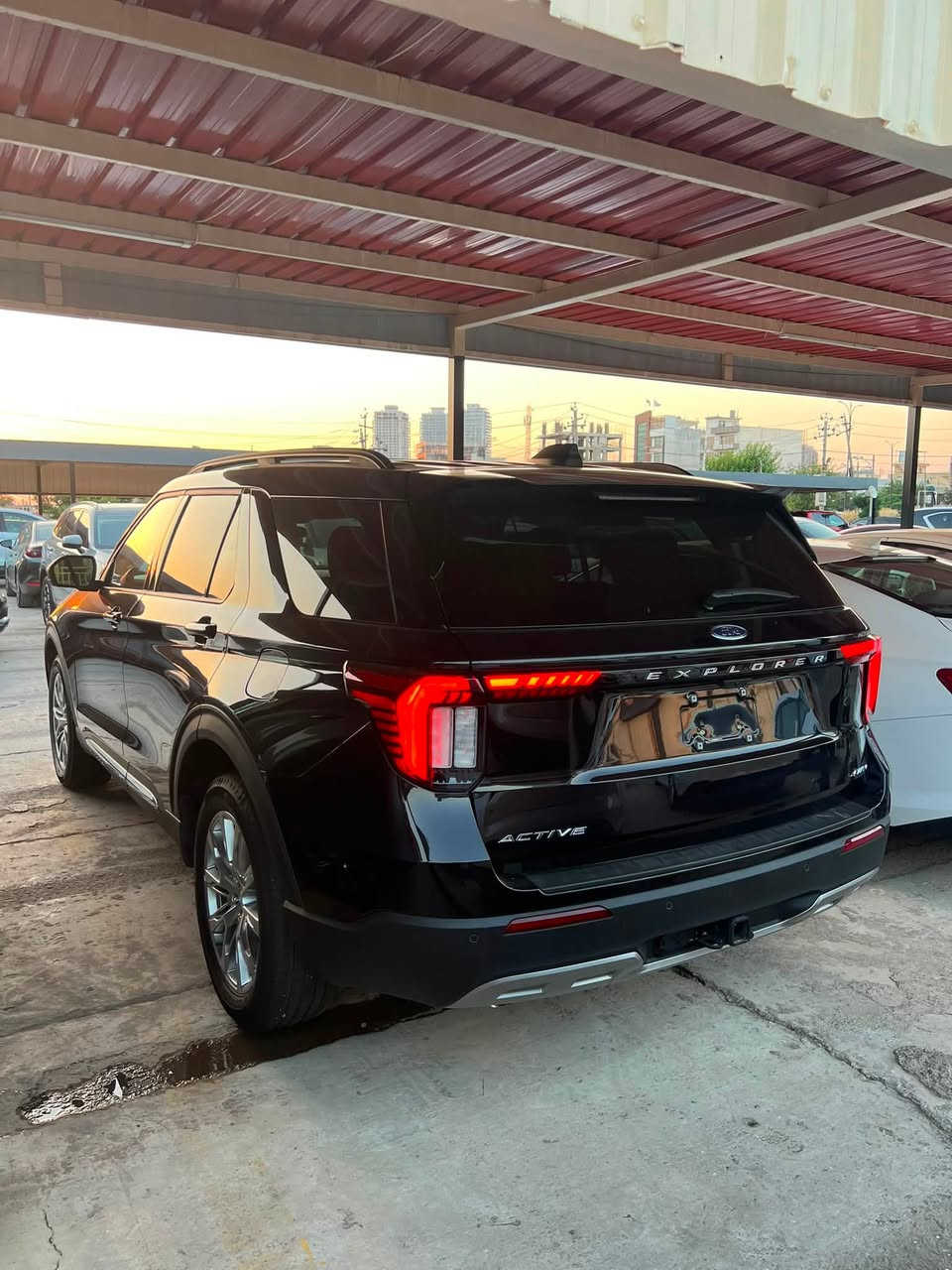 السلام عليكم
FORD EXPLORER ACTIVE PLUS 2025

للبيع فقط

ماشی ١ الف مایل فقط زيرو

موديل 2025

السعر 310$$

المواصفات

دبل اكسل 

- فول رادار سستم امامي جانبي

شاشه كبير 

كيج الكترون

كاميرا خلفي امامي 

 حساسات خلفي حساسات امامي

رادار امامي خلفي جانبي رادار 360

اميرجينسي بريك

WIFI,NAVIGATION,GPS,auto strat stop,auto hold

بسمه تشغيل بسمه ابواب

بسمتین بلادي 

تشغيل عن بعد 

صندق شفت كهرباء

كشنات كهرباء 

كشنات ملكي VIP

- كشنات جلد  

 كشنات  هيتر 

ستيرن هيتر

- ويل مكحل حجم  20

- مخارج كزوز ظاهرية  

 ستة وضعيات قيادة

لايتات ليد و زينون بك لايت ليد

🔥محرك 4 سلندر 2.3 تيربو   

سياره بدون رقم تترقم شمالي فقط.  

ضرر بسيطه بس دعامي

✅رقم شاصي 1FMUK8DH9SGC03954 

بدون قطره صبغ 

📍مكان سياره سليماني 

للاتصال والاستفسار اكثر 

***********📞
