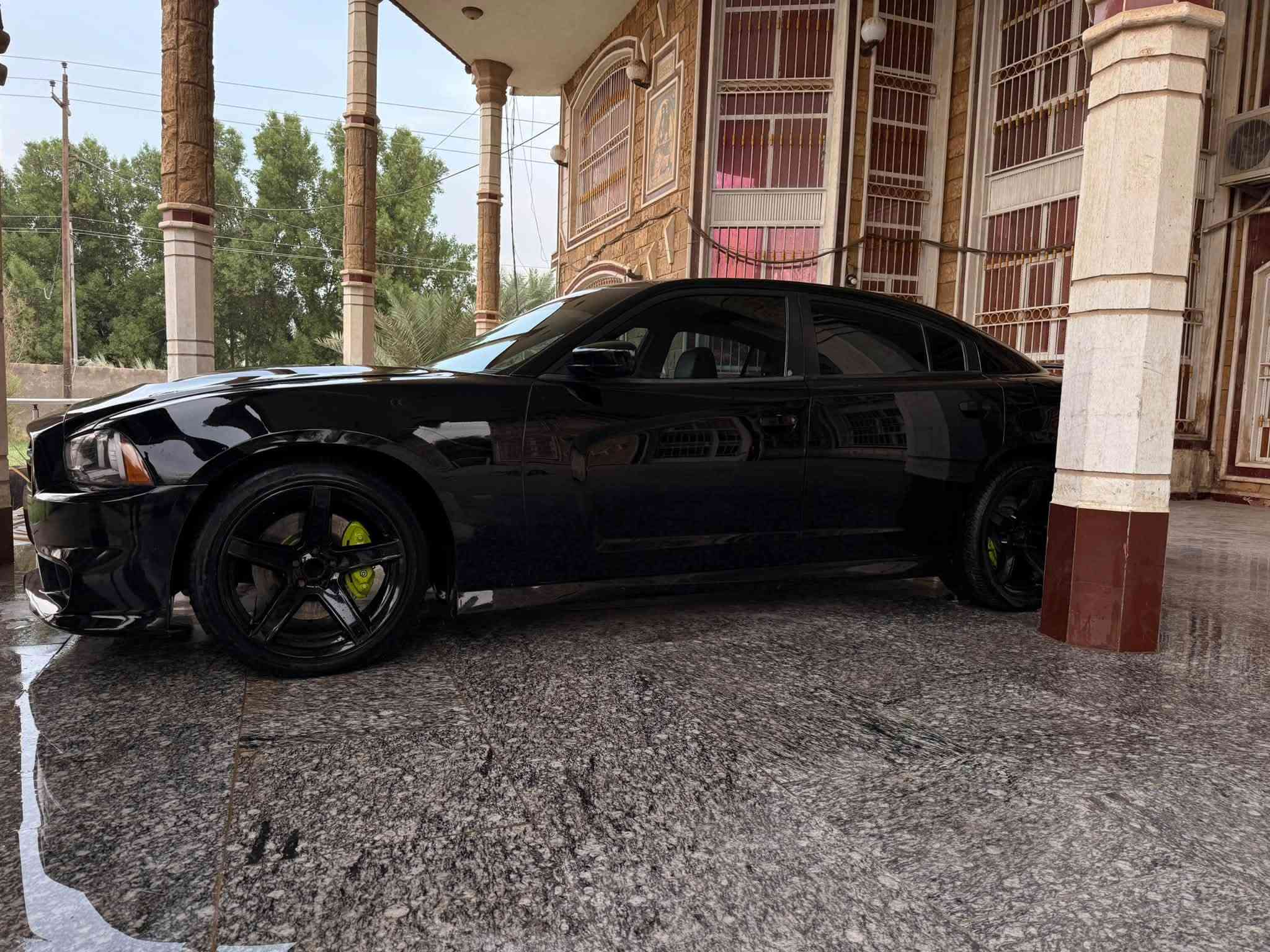 تشارجر SRT • ٢٠١٤ • ٩٩٠٠٠ ميل