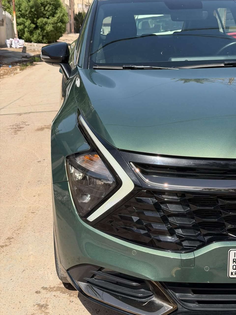 🚘 للبيع Kia Sportage موديل 2024
🎨 اللون: زيتوني مميز
🏷️ الفئة: Black Edition
⚙️ الدفع: أمامي
📍 الممشى: 77 ألف كم
✨ السيارة نظيفة ومرتبة وحالتها ممتازة
🔥 شكل أنيق ومواصفات حلوة

📍 العنوان: بغداد

📞 ***********

💰 السعر والتفاصيل عند الاتصال، والبيع للجادين فقط.
