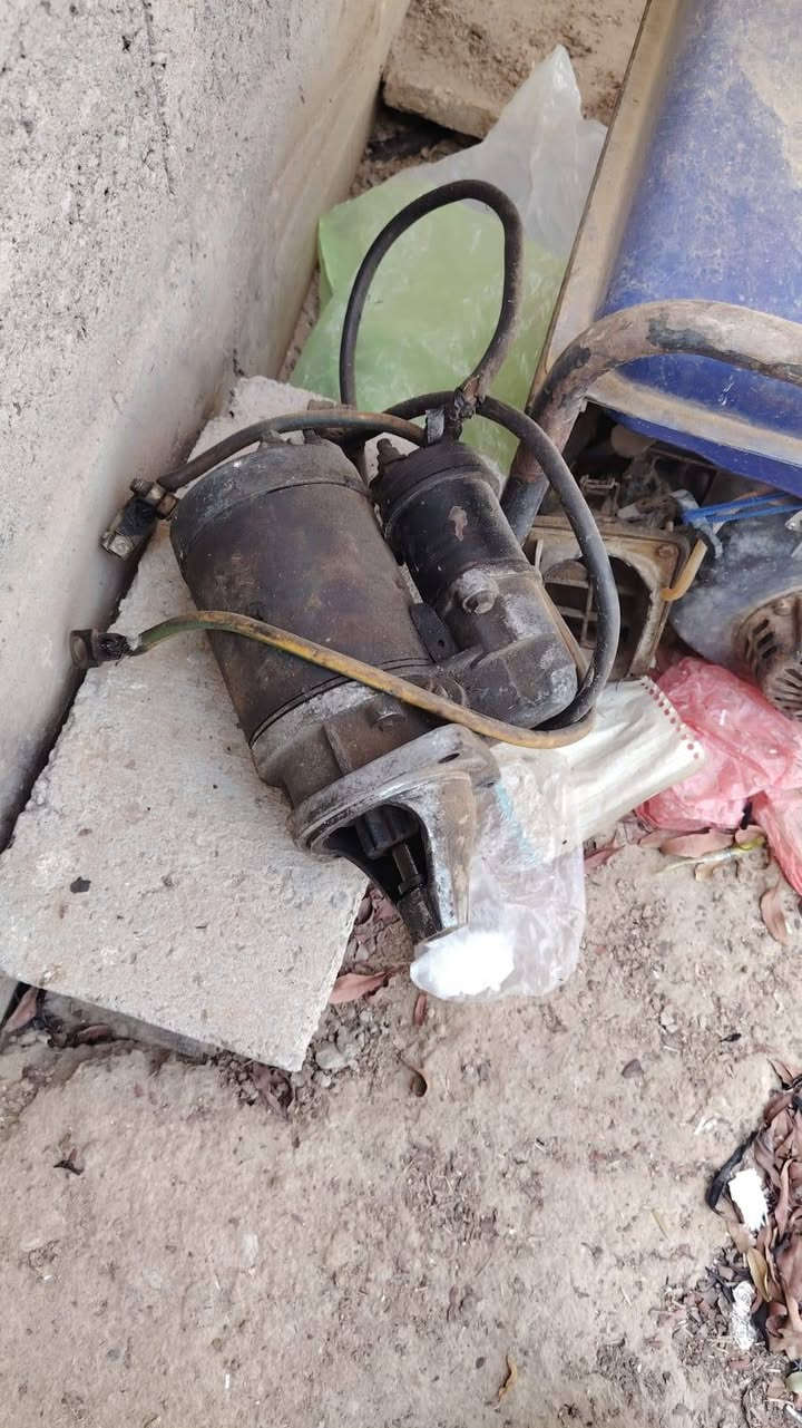 مولد كلسكار هندي محرك 10 حصان
داينمو  7 ونص كيفي

سلف هندر بلاد 
مجفت جديد بعده على السحك 
سعر 750وبي مجال 
مكاني بغداد قرب بسمايه 
 ***********
