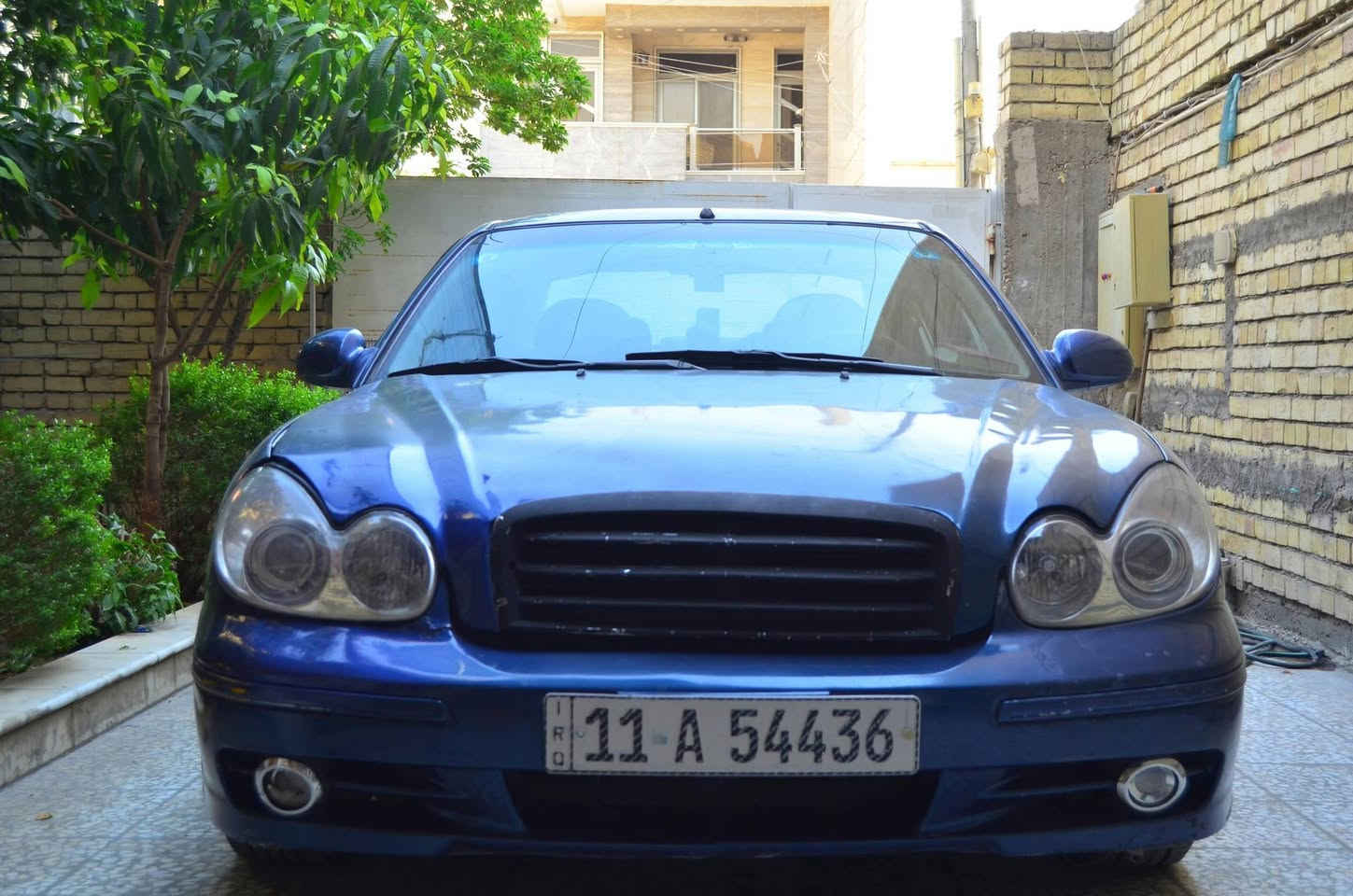 السلام عليكم
سوناتا وفود مديل 2005 
دواخل بيجي 
مري شفط 
شاشه وكامره 
سنتر لوك البلادي 
فتحه سلايت روف
تبريد ثلج مع تدفئه شغاله 
يعني السياره ماملعوب بيه وكهربائياته كله نضيفه 
مكان السياره بغداد وباسمي تحويل ثاني يوم 
السعر 61 وبيه مجال بسيط 
***********
