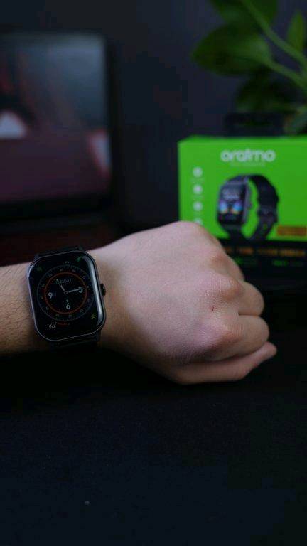 ساعة أورايمو الذكية كروم فاتح oraimo Watch 5
الشاشة والتصميم
الشاشة: شاشة TFT تعمل باللمس بالكامل مقاس 2.01 بوصة، بدقة 240×296 بكسل، ونسبة شا﻿شة إلى هيكل تبلغ 88.8%.
الحماية: زجاج باندا المقوى المقاوم للخدوش، مما يضمن متانة عالية.
التصميم: هيكل معدني من سبيكة الألومنيوم مع تاج رقمي من الفولاذ المقاوم للصدأ، بسمك 10.8 مم ووزن 41.4 جرام.
اللون: كروم لايت أنيق.
البطارية والأداء
السعة: بطارية ليثيوم بوليمر بسعة 300 مللي أمبير.
زمن الاستخدام: يصل إلى 7 أيام من الاستخدام العادي.
زمن الاستعداد: حتى 30 يومًا.
الشحن: يكتمل الشحن خلال 3 ساعات باستخدام شاحن 5 فولت/100 مللي أمبير.
الاتصال والتوافق
الاتصال: بلوتوث 5.2 مع دعم المكالمات اللاسلكية.
التطبيق: متوافق مع تطبيق Oraimo Health المتاح على Google Play وApple
الصحة واللياقة
مراقبة الصحة: مراقبة معدل ضربات القلب، قياس مستوى الأوكسجين في الدم (SpO₂)، تتبع النوم، ورصد التنفس.
أوضاع الرياضة: أكثر من 105 وضع رياضي مختلف.
مقاومة الماء والغبار
المعيار: مقاومة للماء والغبار وفقًا لمعيار 1ATM، مما يجعلها مناسبة للاستخدام اليومي والأنشطة الرياضية المعتدلة.
واجهات الساعة والميزات الإضافية
الواجهات: واجهات ساعة مُولدة بالذكاء الاصطناعي، مع إمكانية تخصيص الواجهة أو تحميل واجهات جديدة عبر تطبيق Oraimo Health.
الميزات الإضافية: ساعة عالمية، مؤقت، عداد خطواط، آلة حاسبة، العثور على الهاتف/الساعة، التحكم في الموسيقى، منبه، مصباح يدوي
السعر /30الف
للطلب او استفسار عبر خاص او انستا Turab_Store او رقم ‎***********
توجد خدمة توصيل لجميع المحافظات 5,000