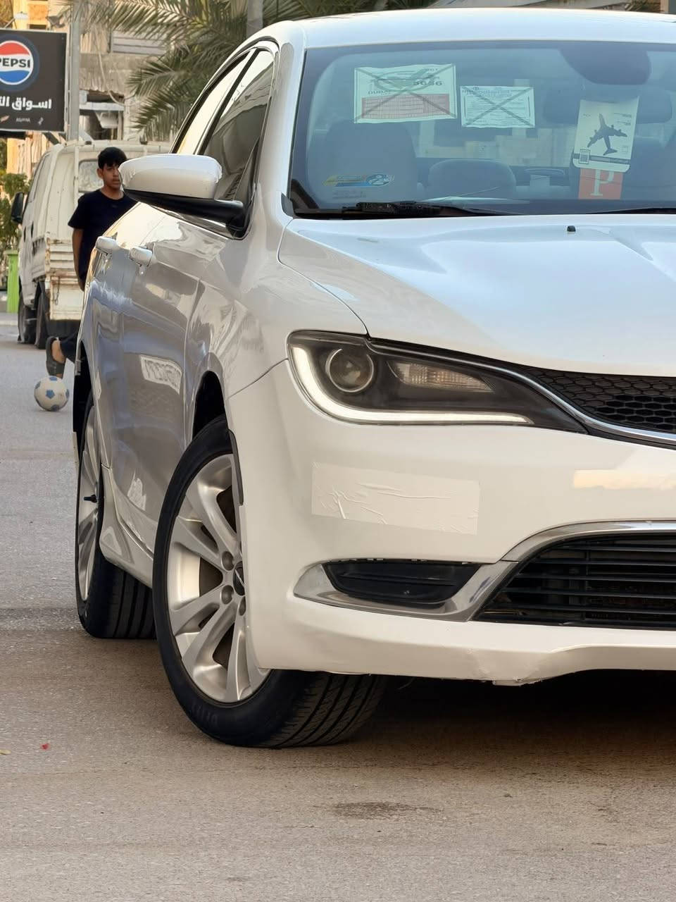 السلام عليكم ورحمة كلايزر C200موديل 2015  وارد أمريكي حادثه جانبي تبديل الابواب اصليات فقط بجم كبس الشركه السياره جاهزة وجديده تبريد على وضع الشركه داخل بيجي مواصفات نص فول حره تحويل ثاني يوم  العنوان ناصريه  حي الحكيم  قرب  مطعم الحوراء  السعر 95مجال للشراي  ويدلل موبايل *********** ناصرية, ذي قار
