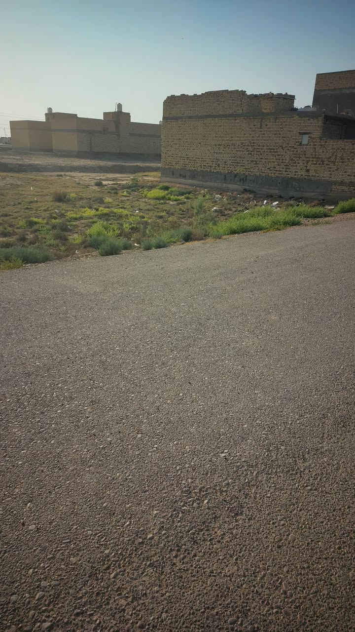 قطعه ارض زراعيه سند 25 
مساحه 220 م 
واجهه 11 ونزل 20 
في مجمع الكرار السكني قرب سيطره المجبس .

مكلف بالنشر .. 
***********
