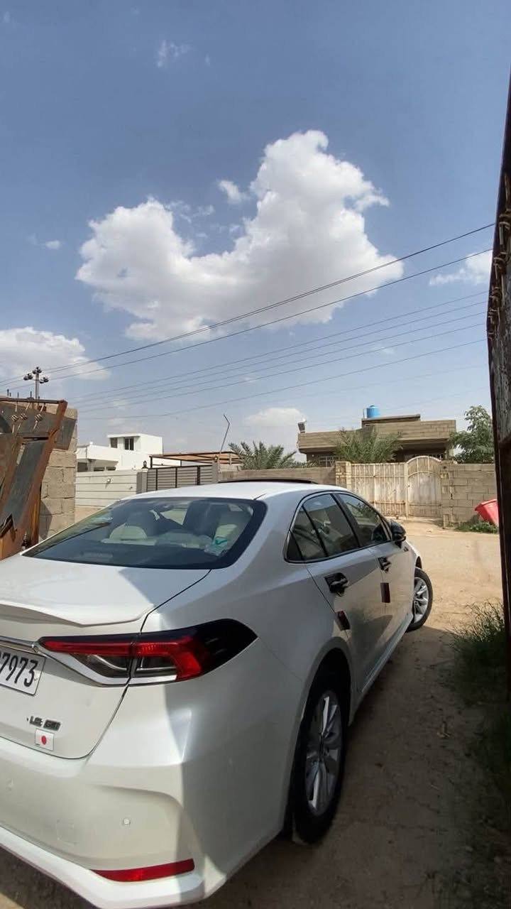 السلام عليكم
كورلا ساز بانزين فقط 
ماشيه 55 الف بدون ضمان 
مكفوله من الصبغ والبارد  
فول مواصفات 
بصمه 
فتحه 
شاشه جبيره 
دشبول ديجتال 
حساسات امامي خلفي 
كامره بلاديه 
مري كهرباء
مري شفط 
تبريد قطعتين 
داخل ابيض واسود
بصمات ثنين  
وباقي مواصفات الساز المعروفه
رقم اربيل الجديد بأسمي  
مكانها بغداد 
180وبيها مجال 
***********
