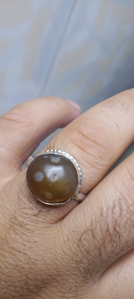 محابس سليمانيات قديمات جدا واحد حجره كاملة ماملعوب بيه الي يريدهن  يكتب تم واني ادخله ***********

