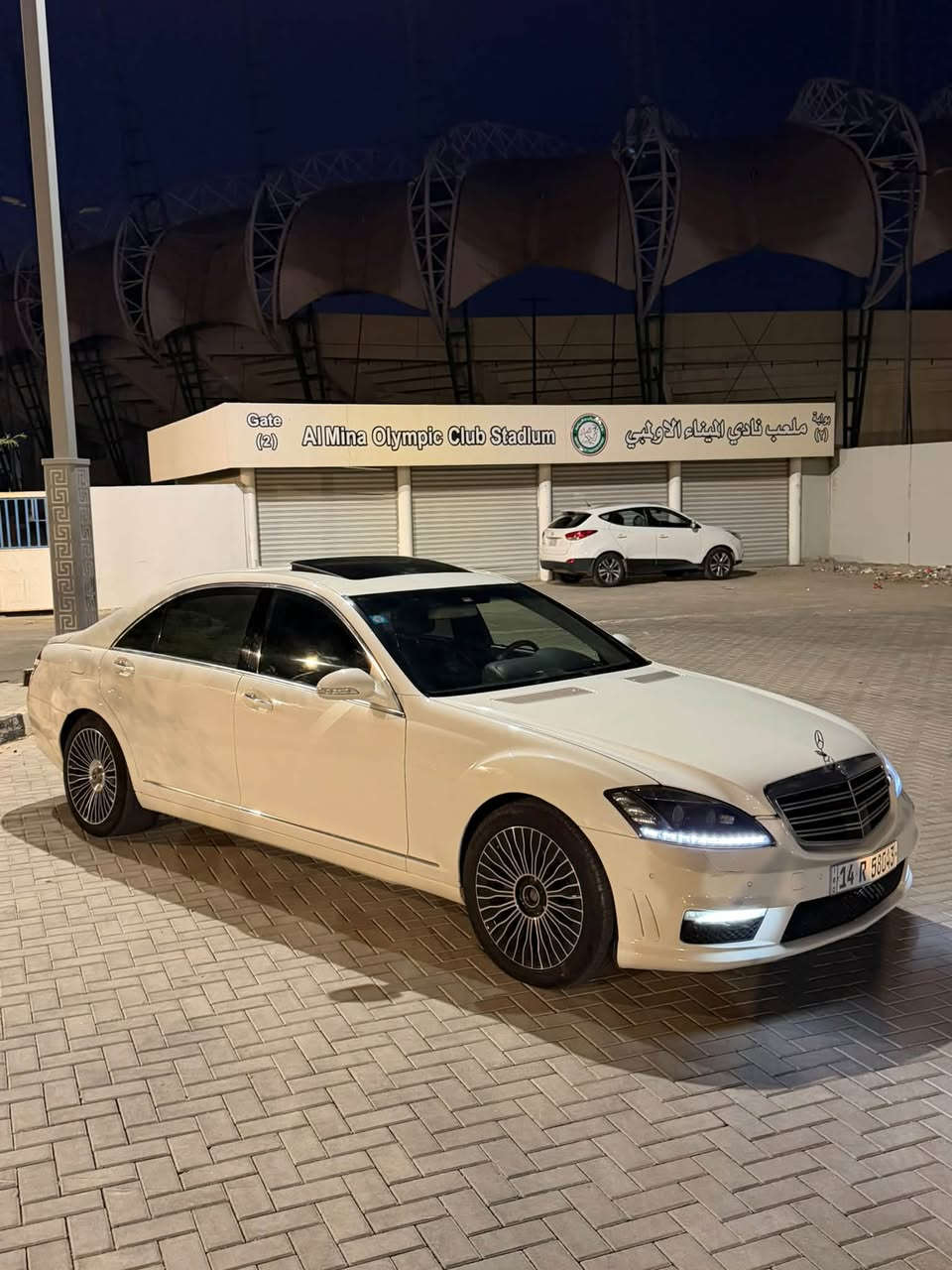 مارسدس 2006 s550 sclass وارد ياباني للبيع او المراوسه بيه قطعتين صبغ جاملغ امامي وباب ماشيه 227 الف كيلو للأستفسار ***********
