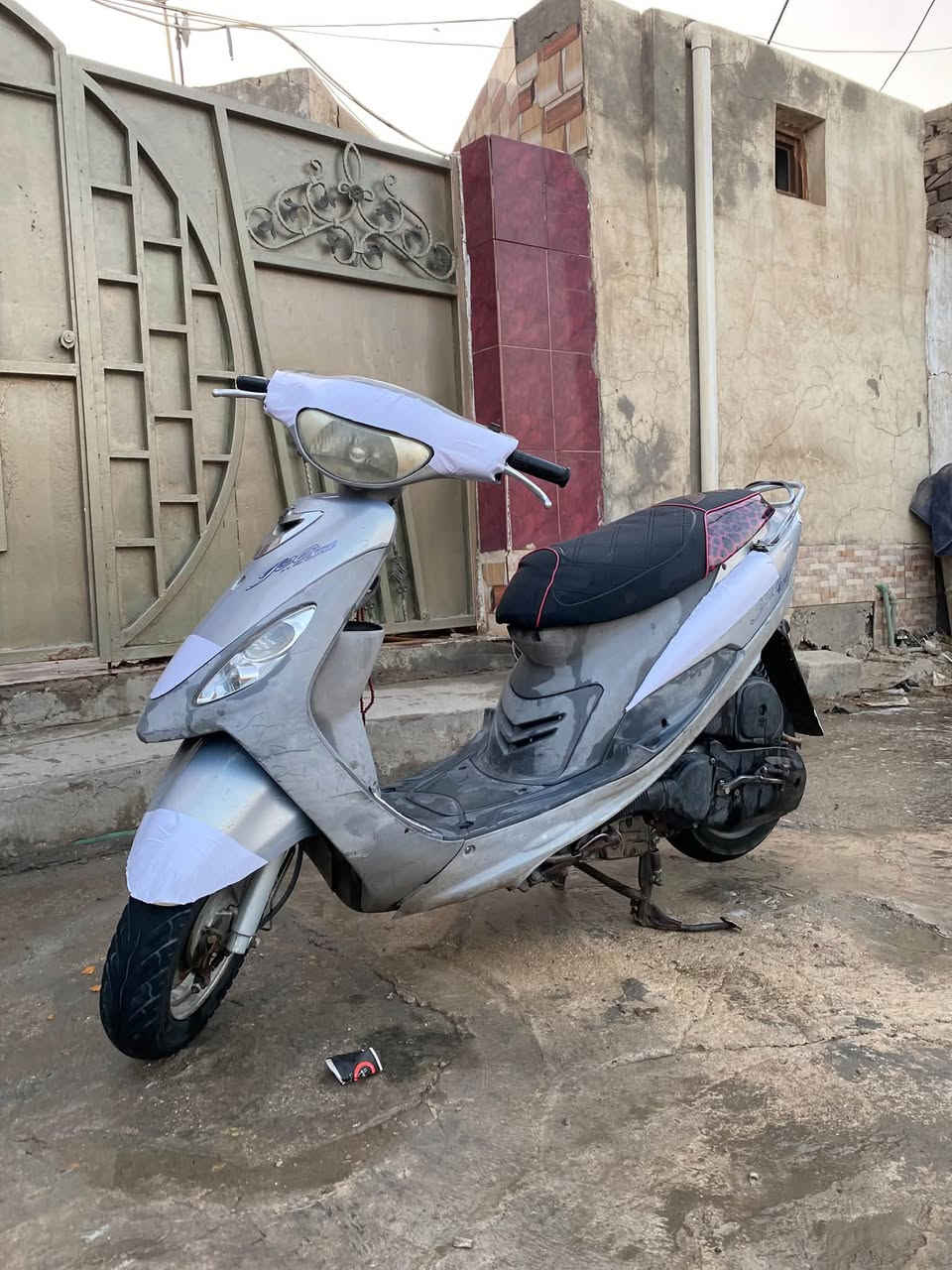 السلام عليكم ماكس منغولي البيع دراجع تخبل مكيني ما مفتوحه وين ما يعجبك افحص سلف هندر كله شغال الدراجه ما ناقصه شي وين ما تعجبك افحص سعر 785 الشراي يراسلني وتساب ***********
