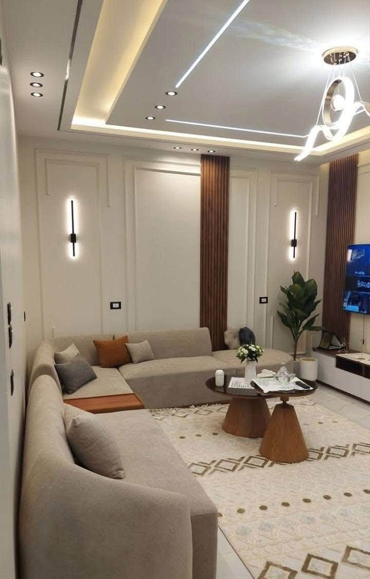 كادر متفرغ. جميع عمال فن ديكوات بشراف كادر مهندس ضمان العمل. بسعار مناسبة.  علمن.    التزام مواعيد العمل.   ماعليك ترك رسالة ترك الباقي علينة. انشاء اللة راح نكحل عينك.  ‭***********‬
