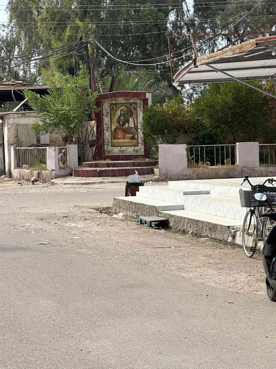 حي ٧ نيسان • ٢٠٠م • مشتملين